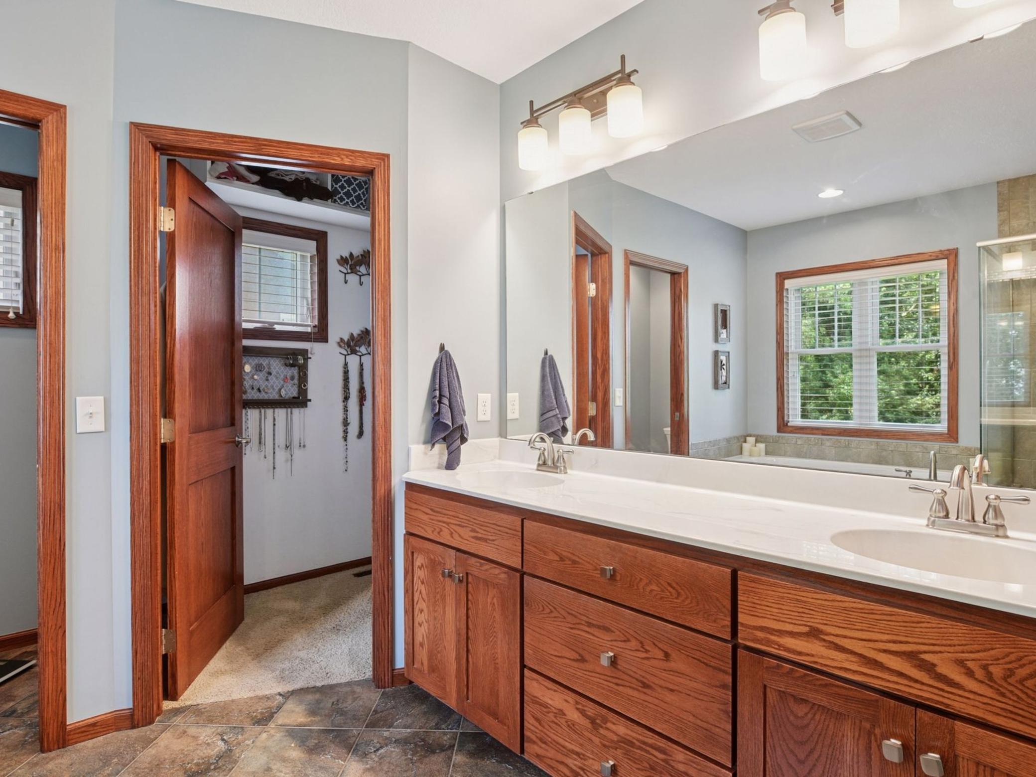 5782 Bartlett Boulevard