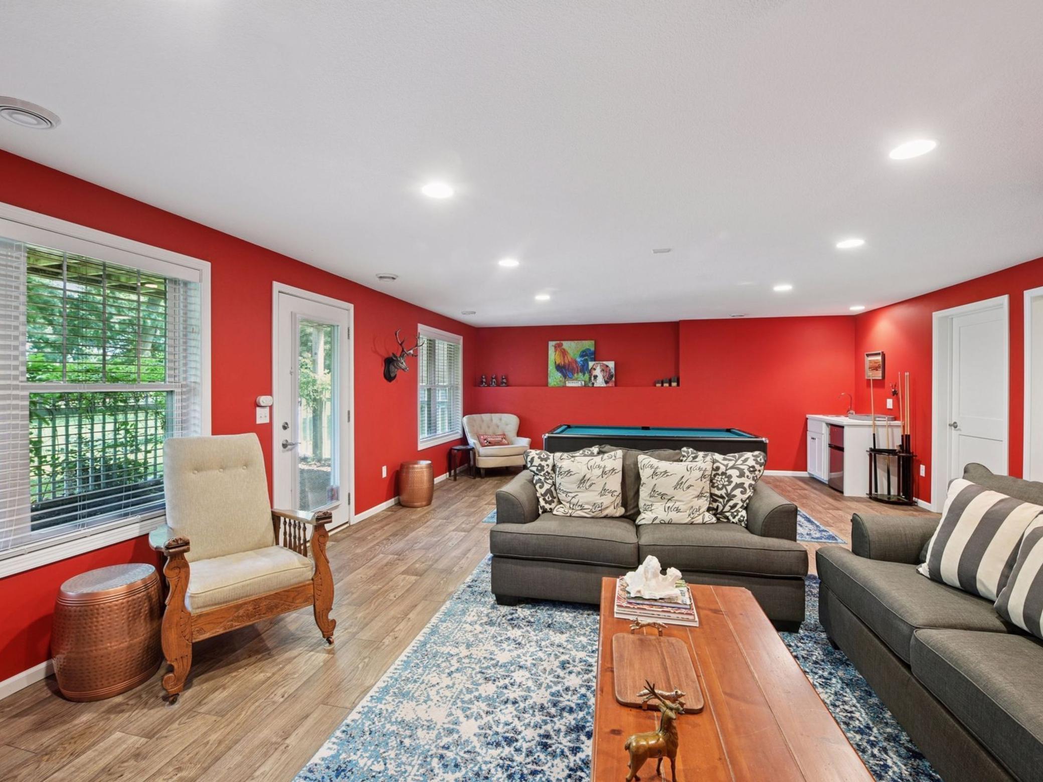 5782 Bartlett Boulevard