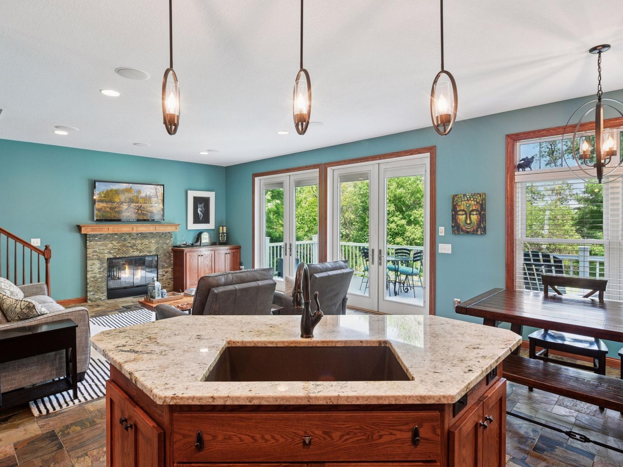 5782 Bartlett Boulevard