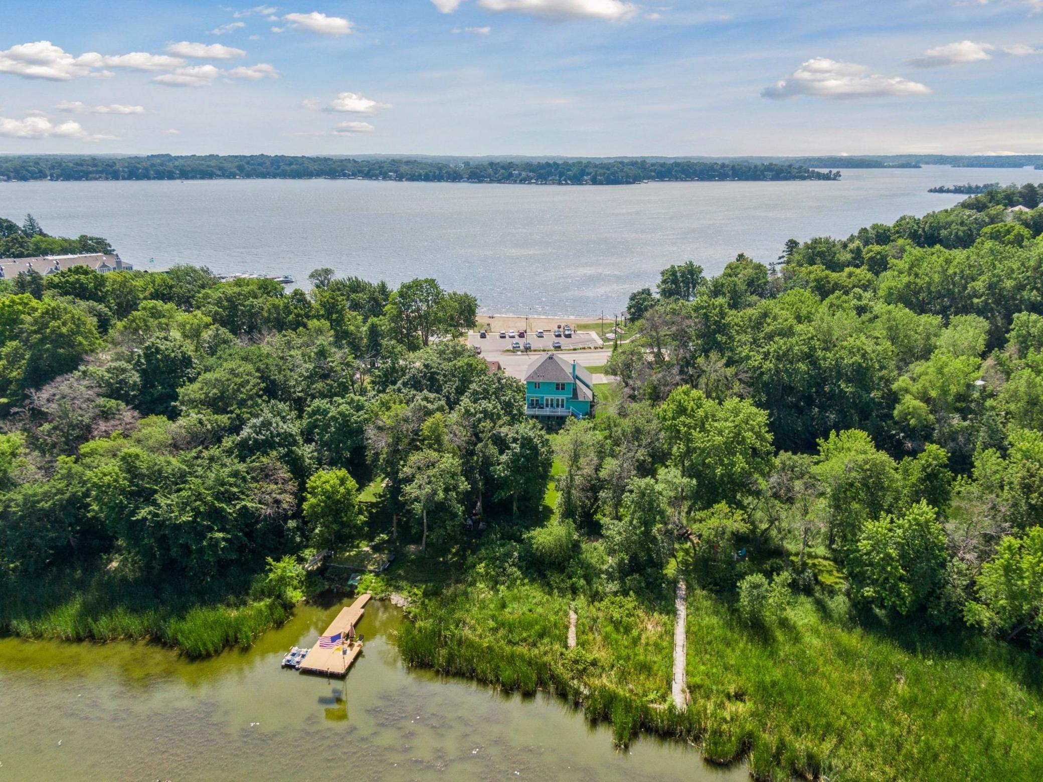 5782 Bartlett Boulevard