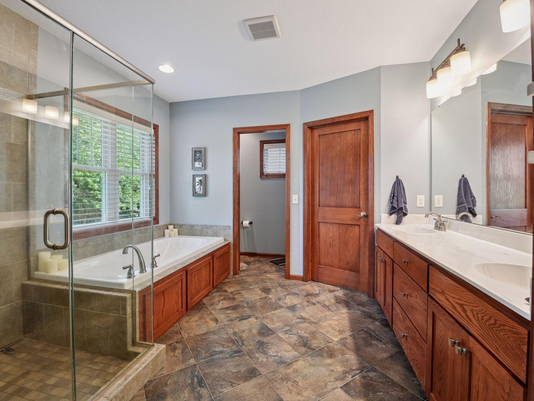 5782 Bartlett Boulevard