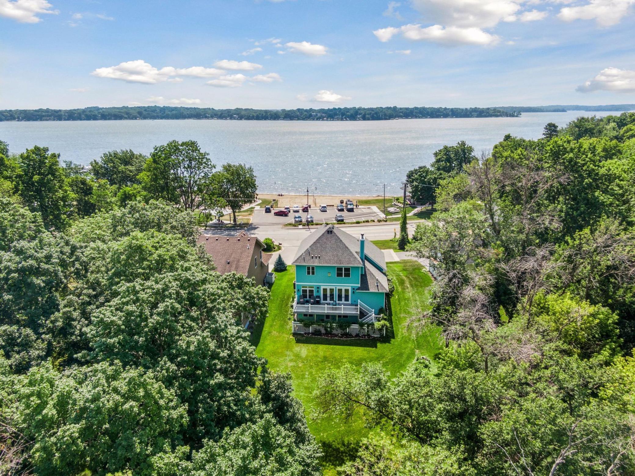 5782 Bartlett Boulevard