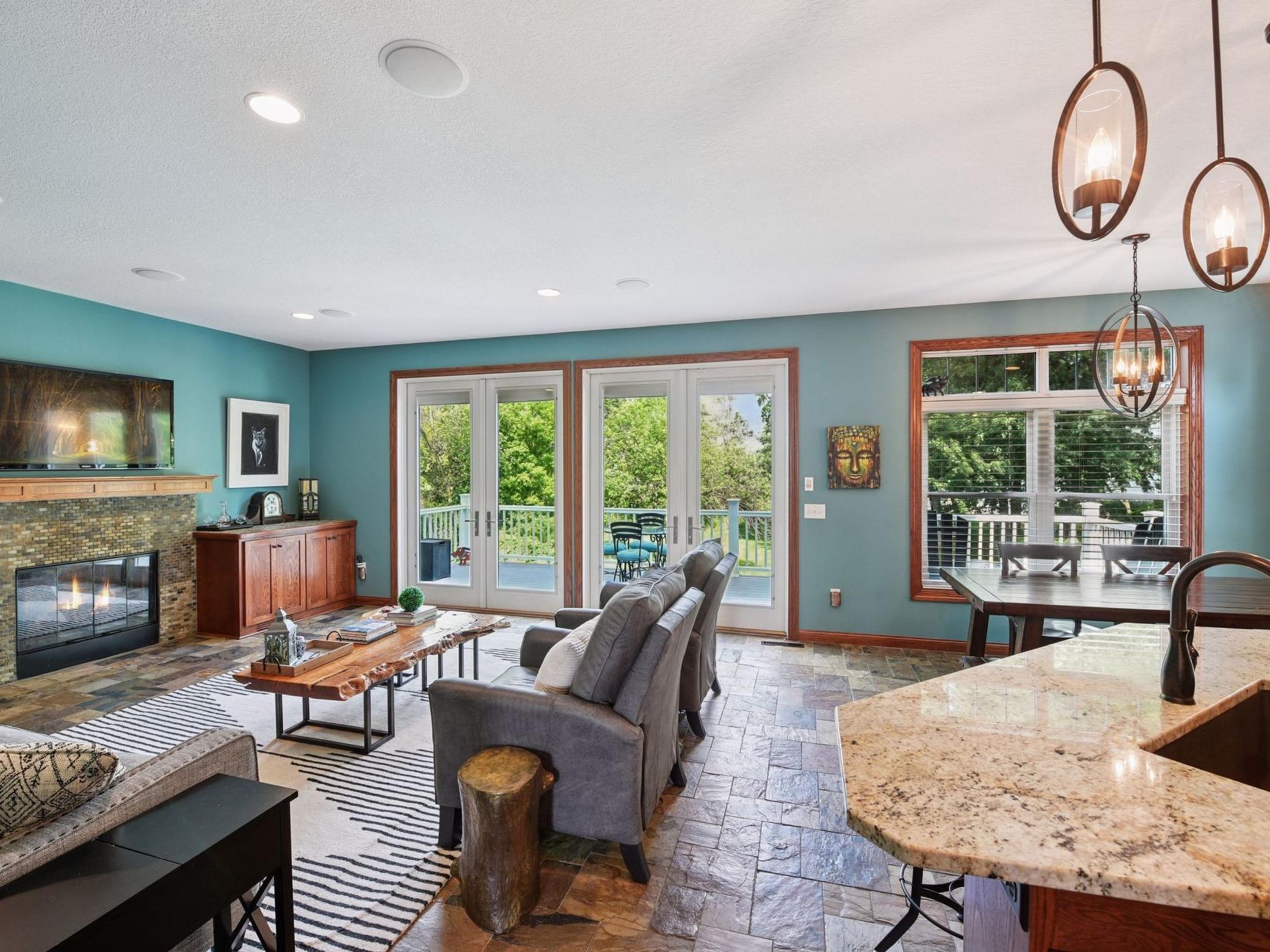 5782 Bartlett Boulevard