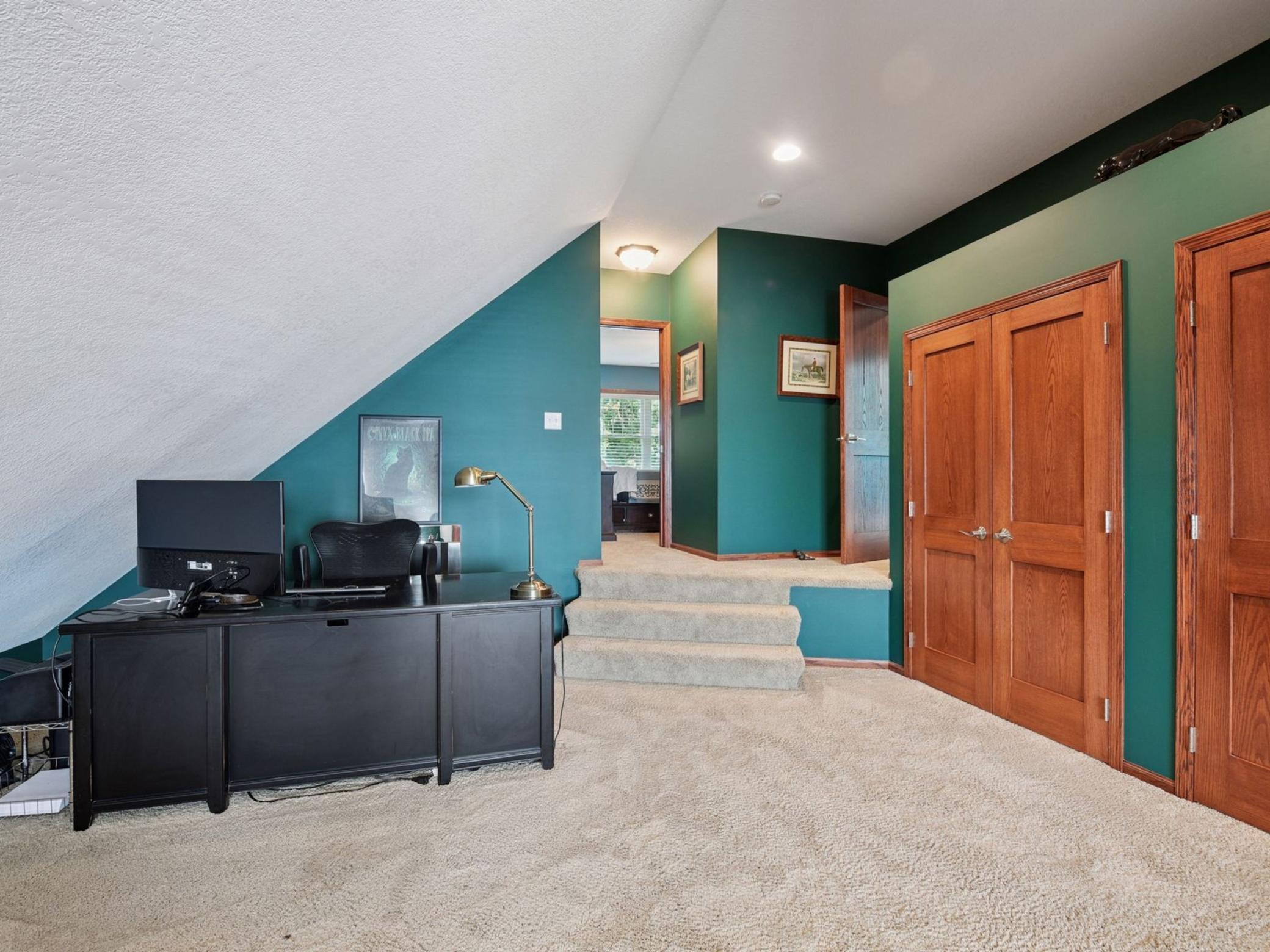 5782 Bartlett Boulevard