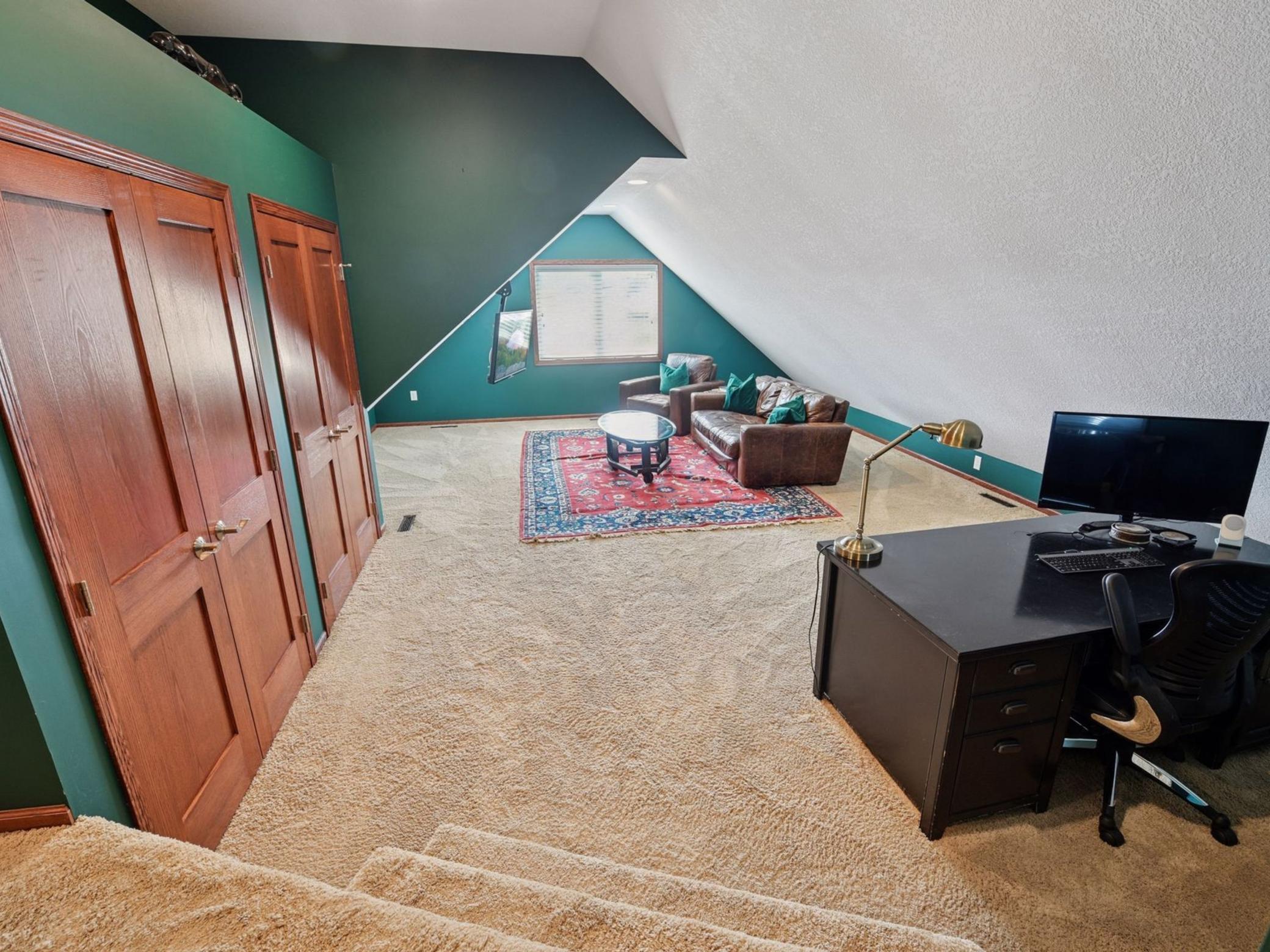 5782 Bartlett Boulevard