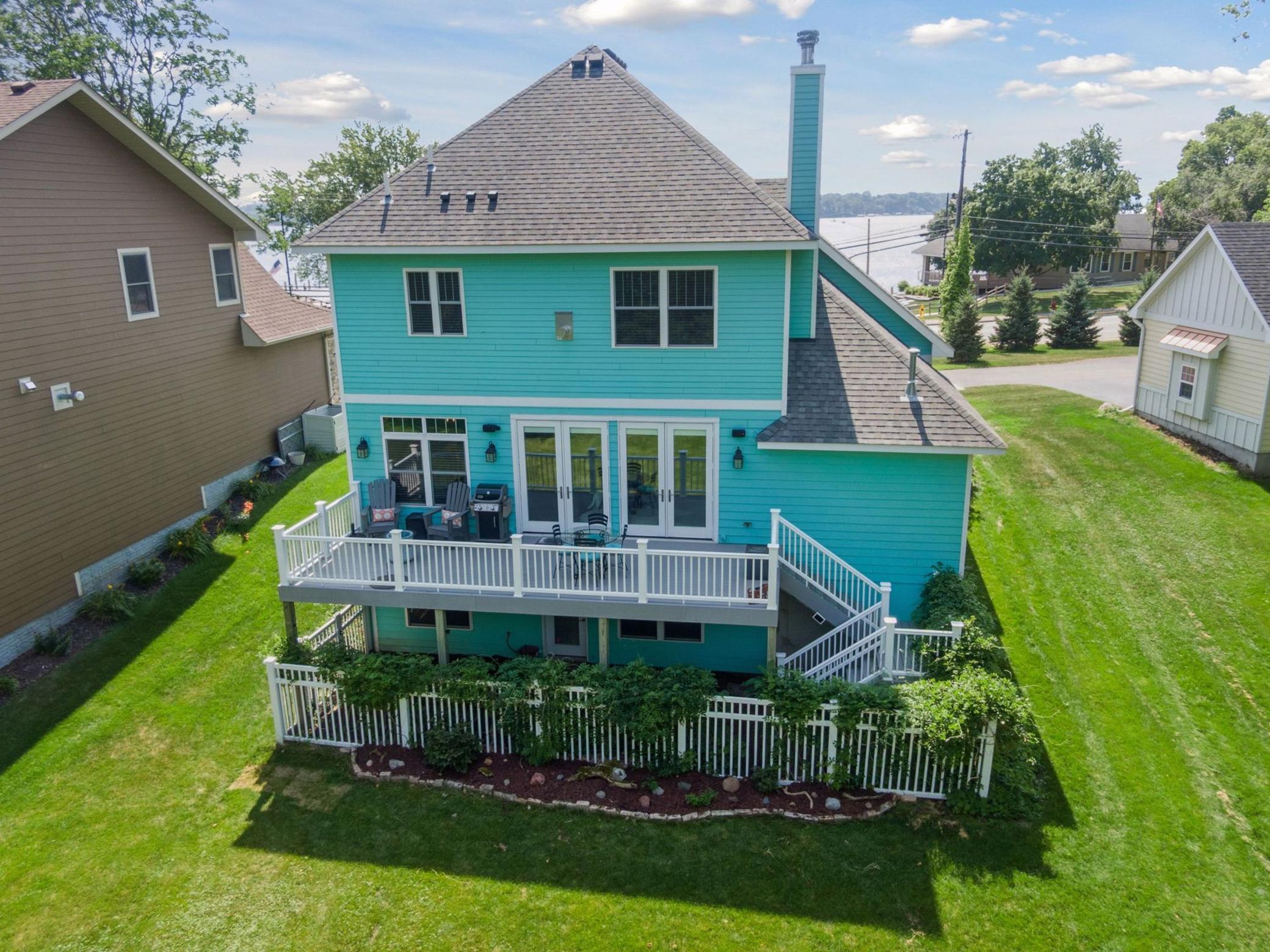 5782 Bartlett Boulevard