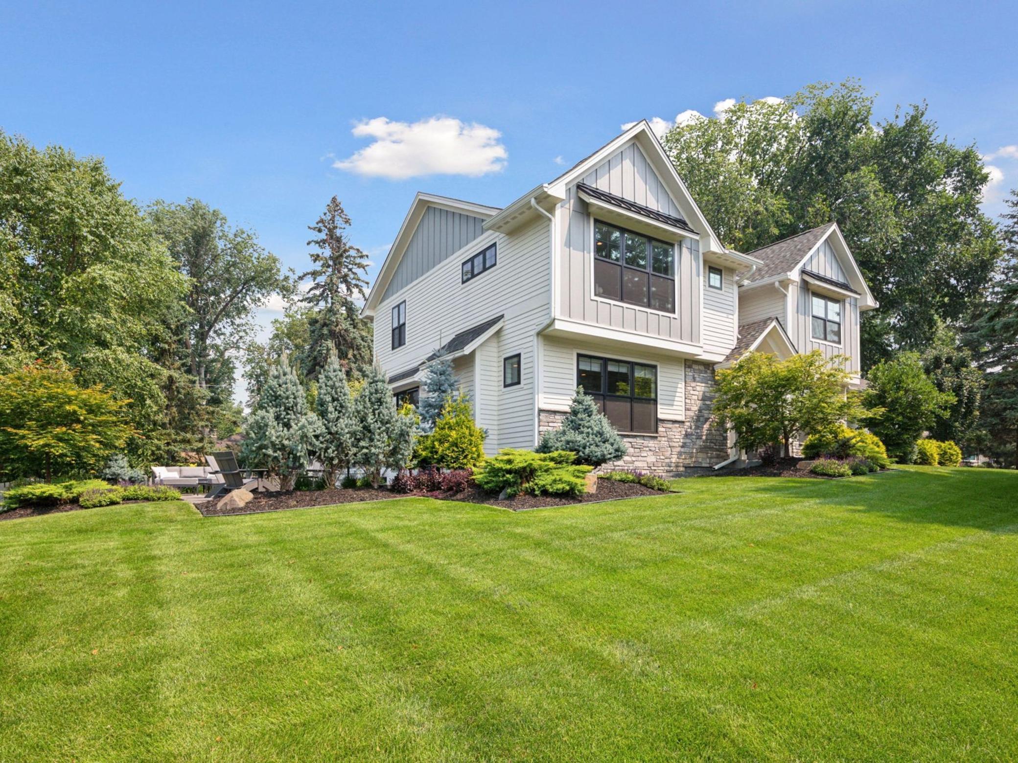 50 Woodland Circle