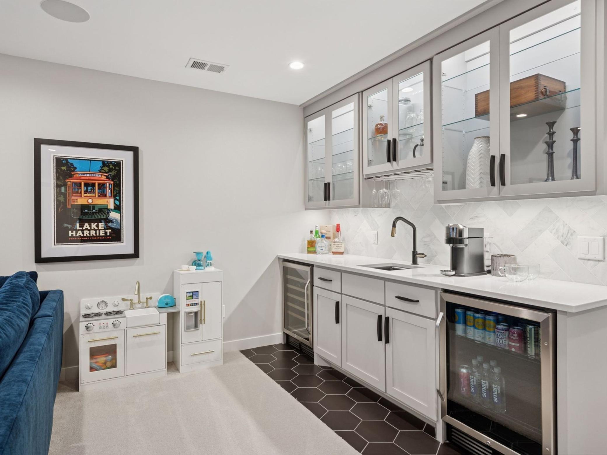 3917 Washburn Avenue S