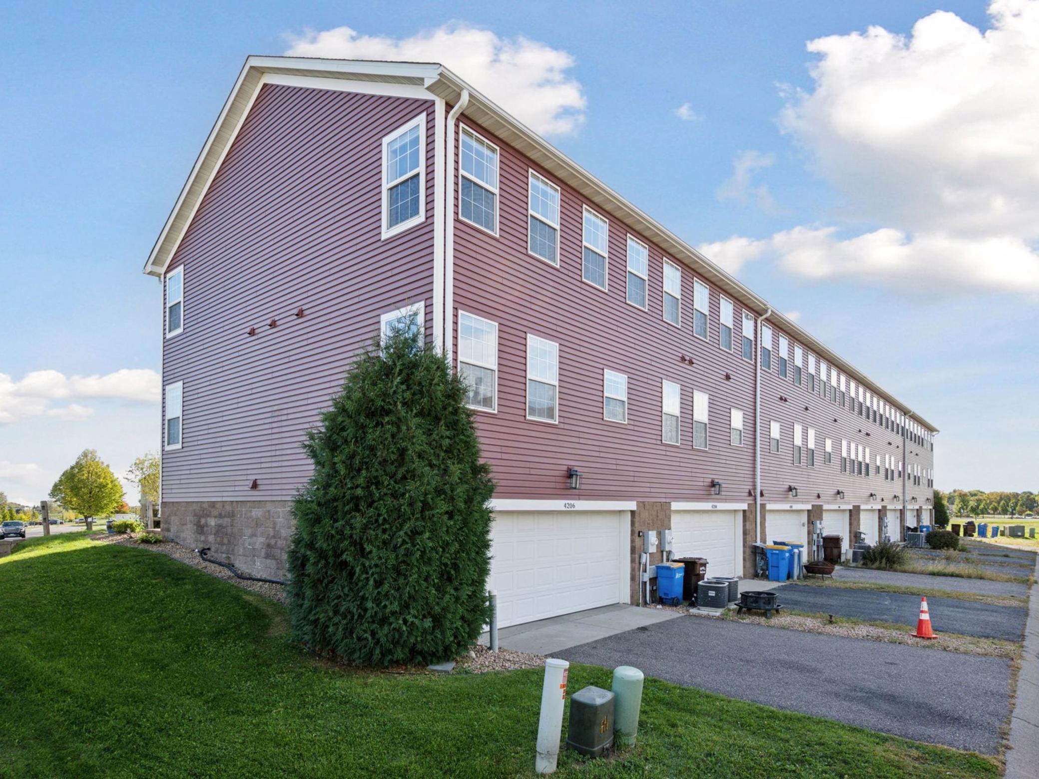 4206 Orleans Drive NE