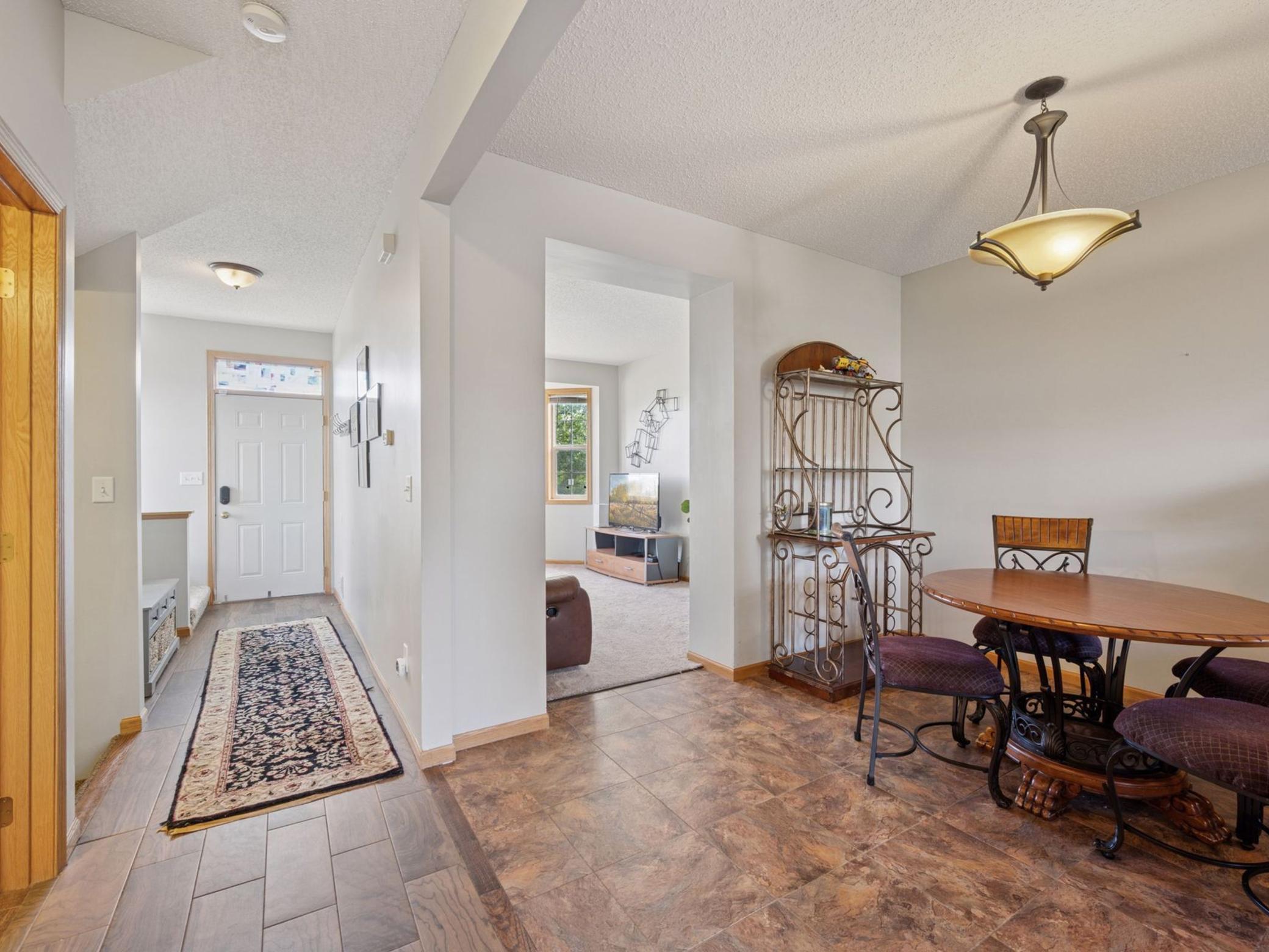 4206 Orleans Drive NE