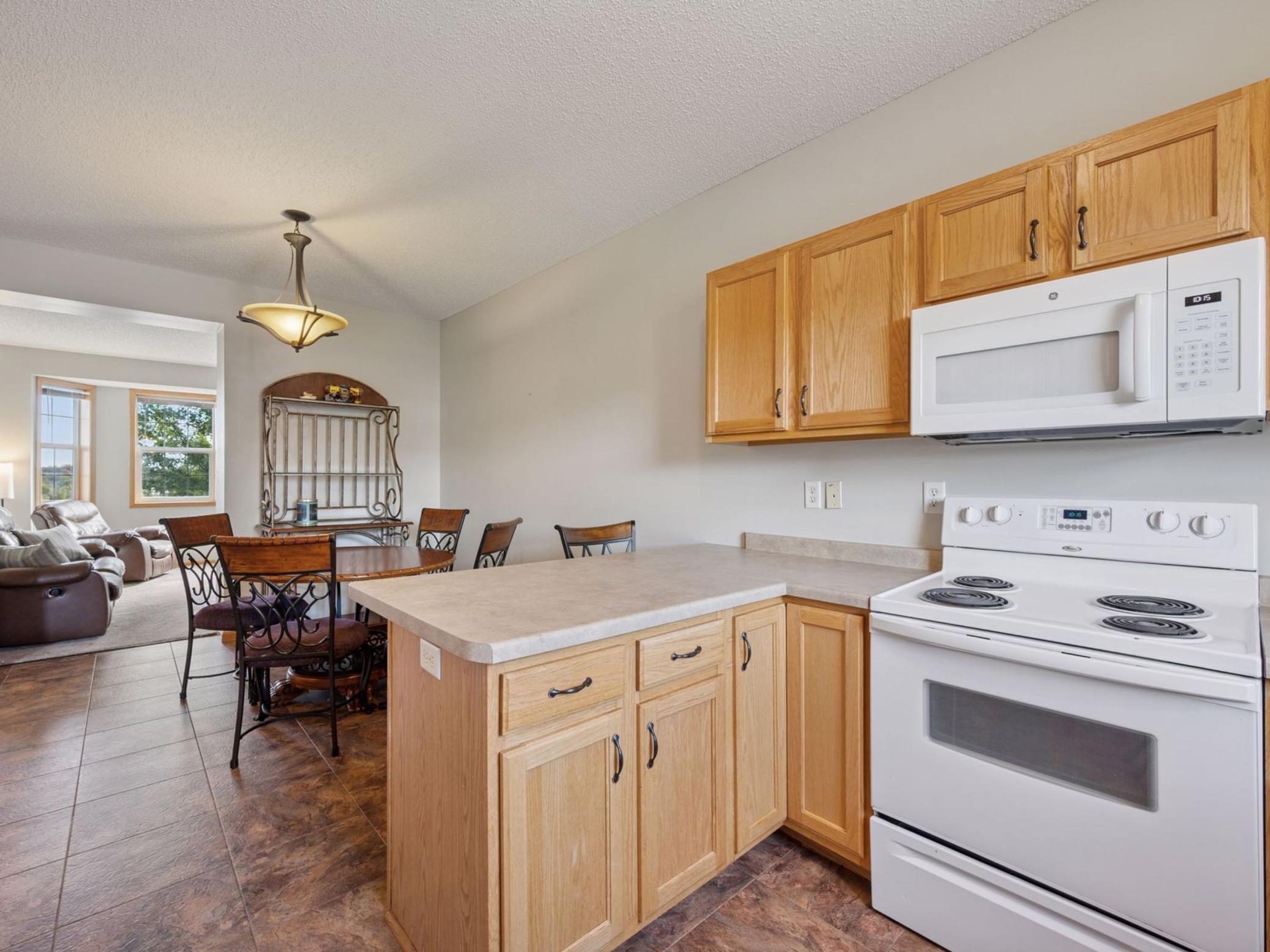 4206 Orleans Drive NE