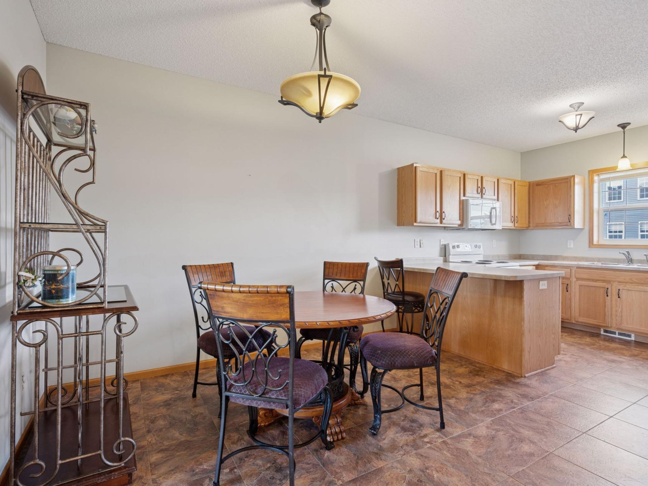 4206 Orleans Drive NE