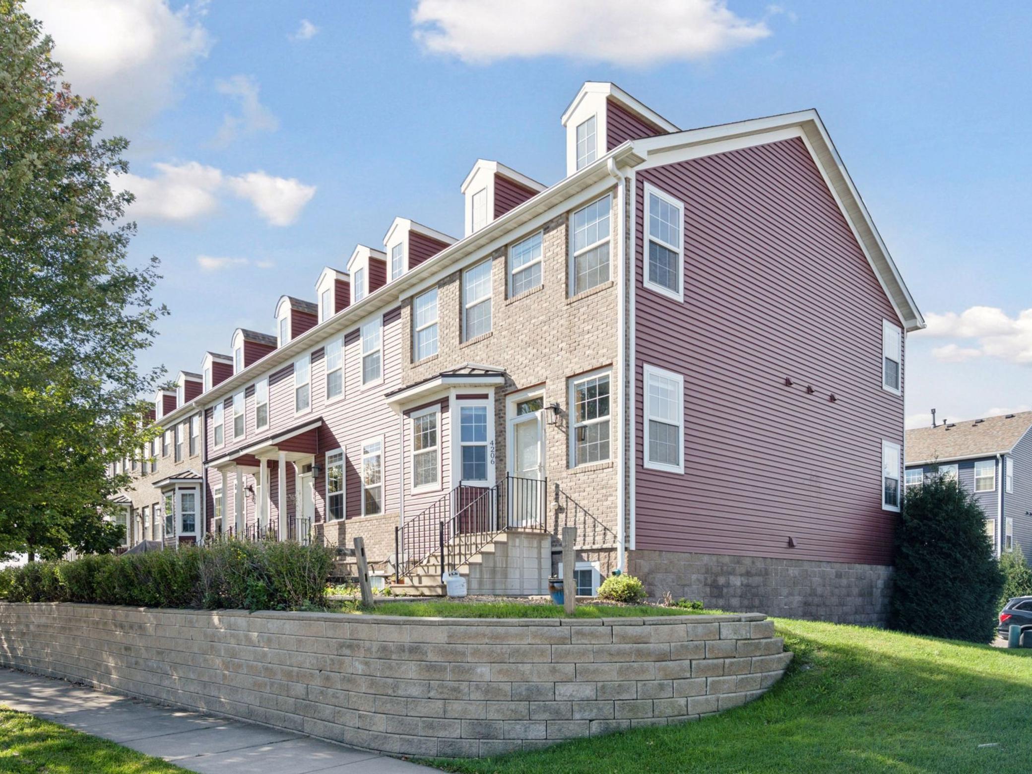 4206 Orleans Drive NE