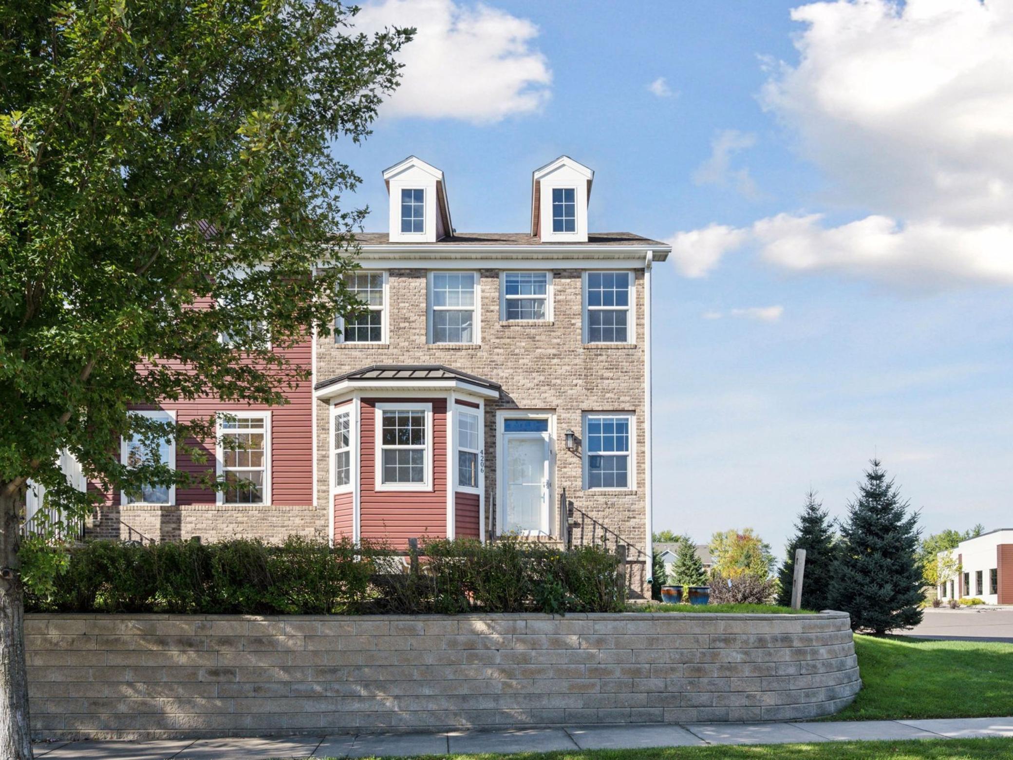 4206 Orleans Drive NE