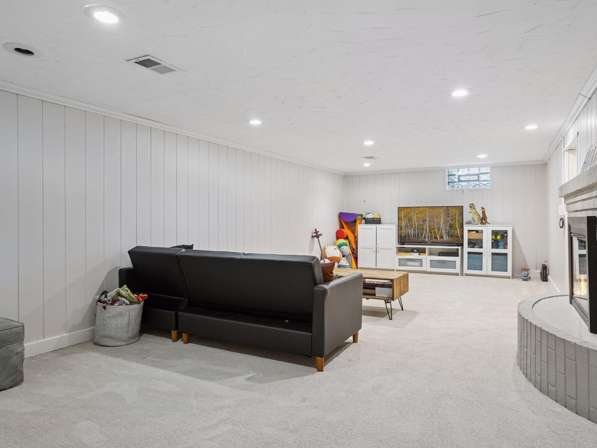 6036 Morgan Avenue S