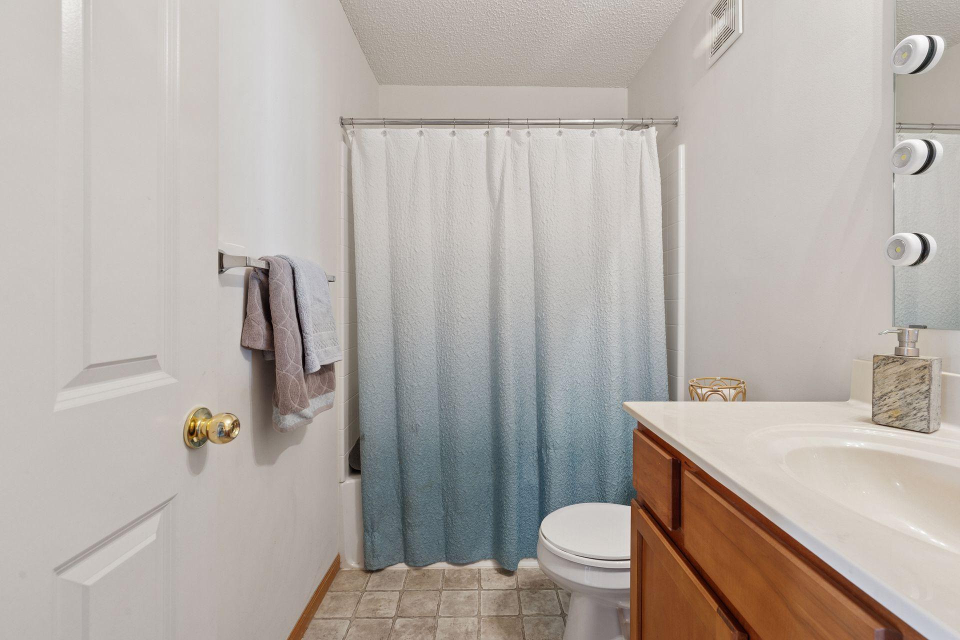 10960 Fergus Street NE Unit: D