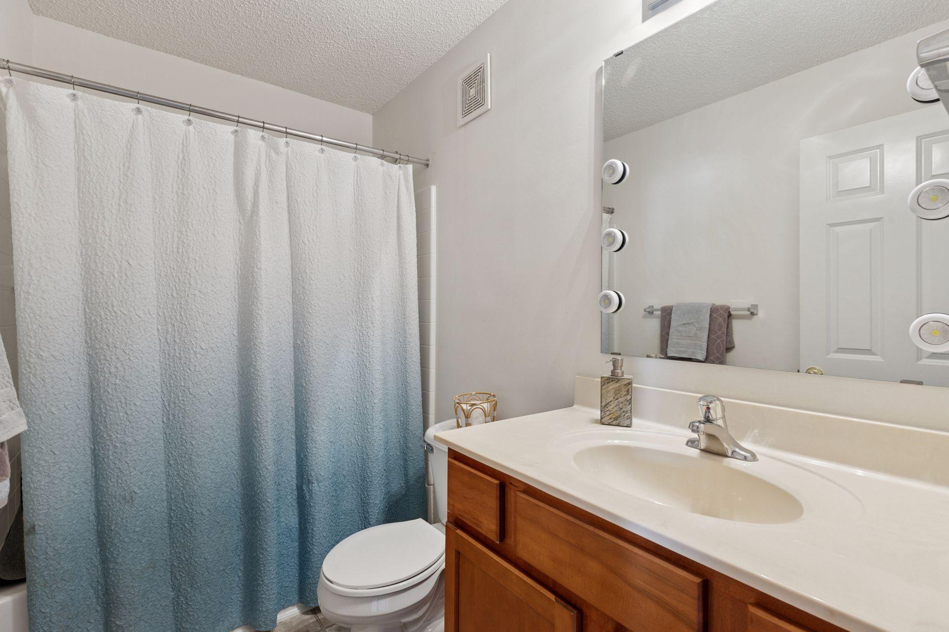 10960 Fergus Street NE Unit: D