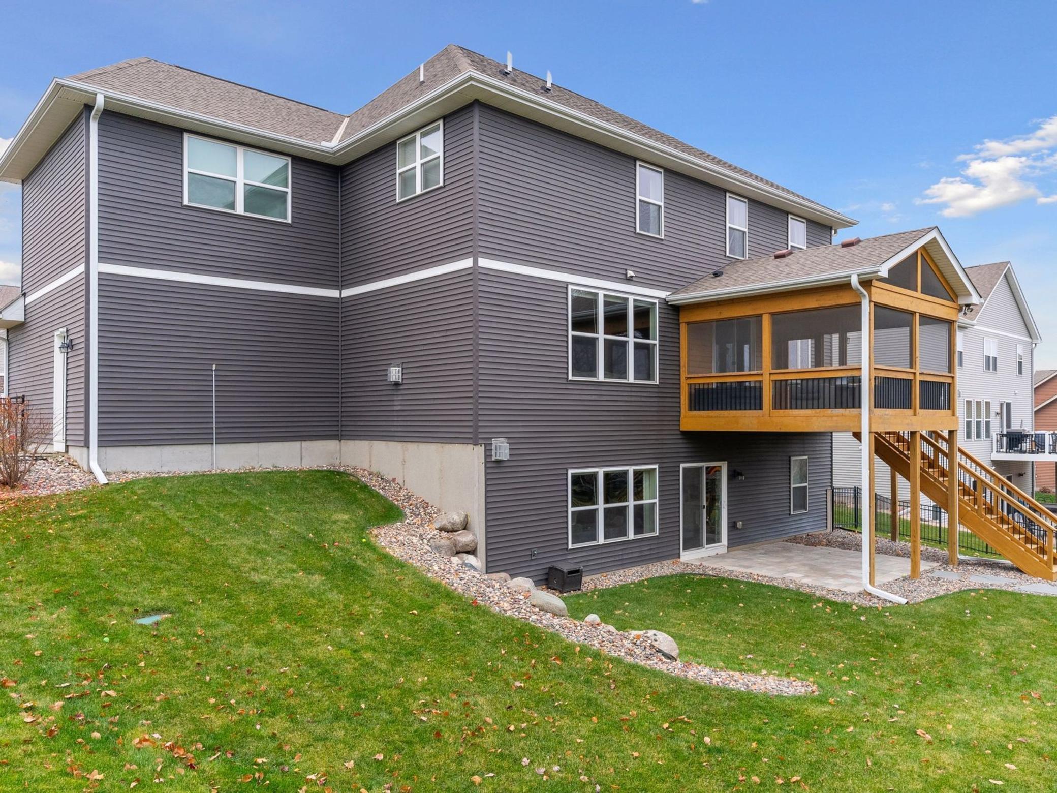 9785 Emerson Court