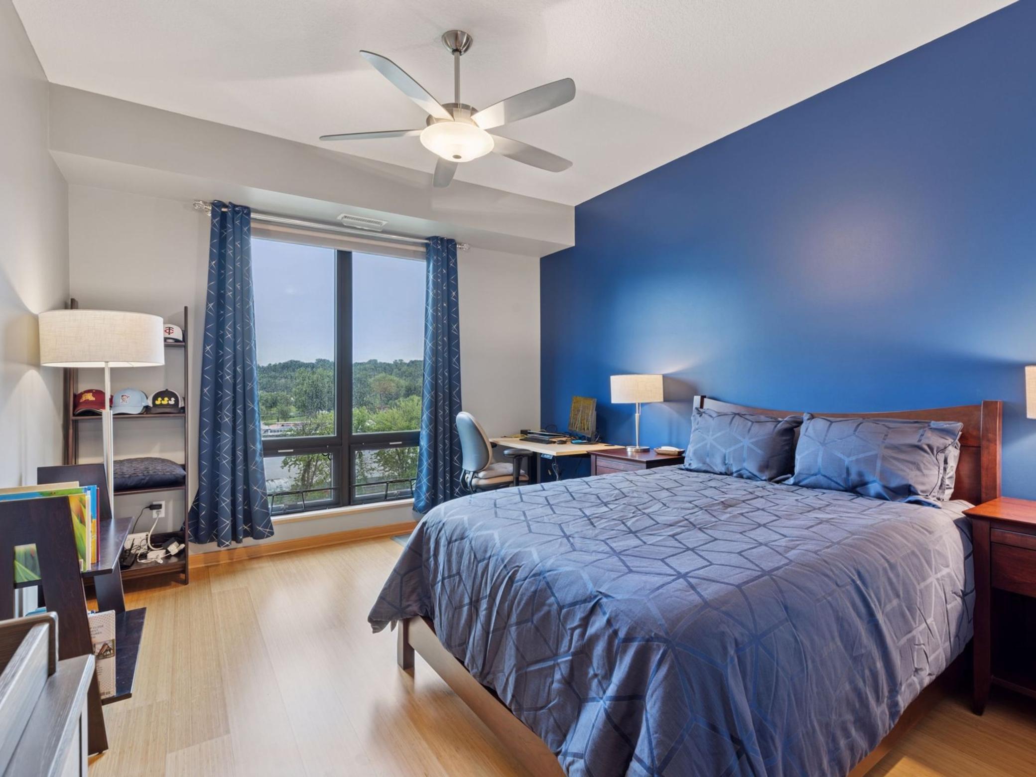 256 Spring Street Unit: 413