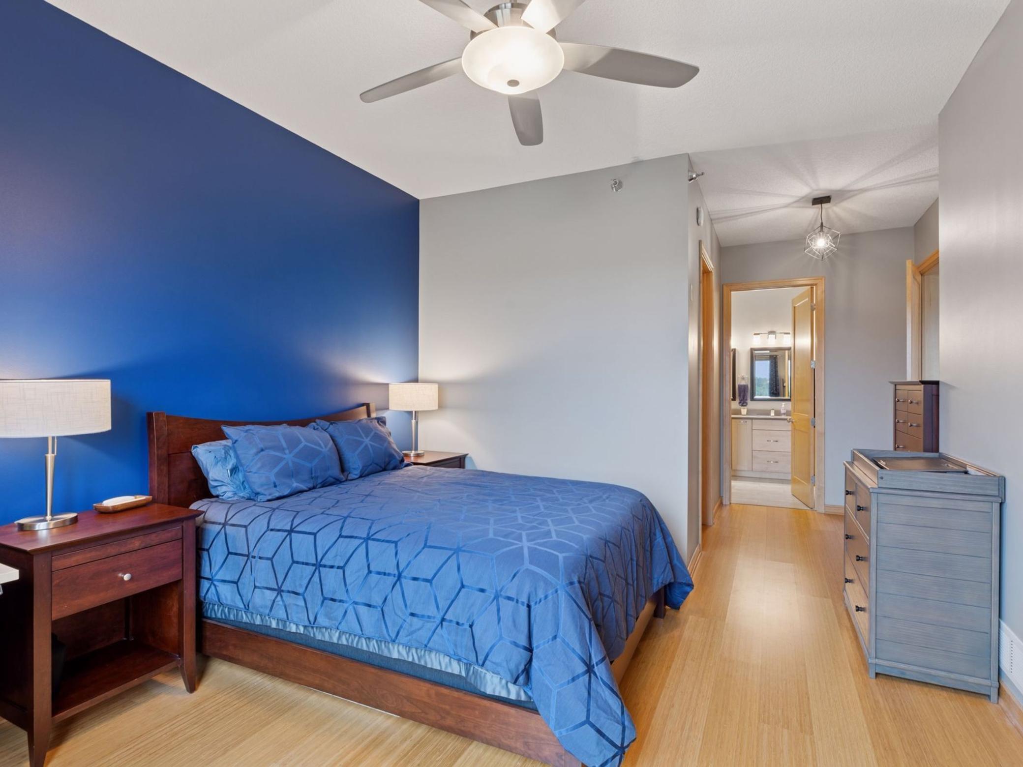 256 Spring Street Unit: 413