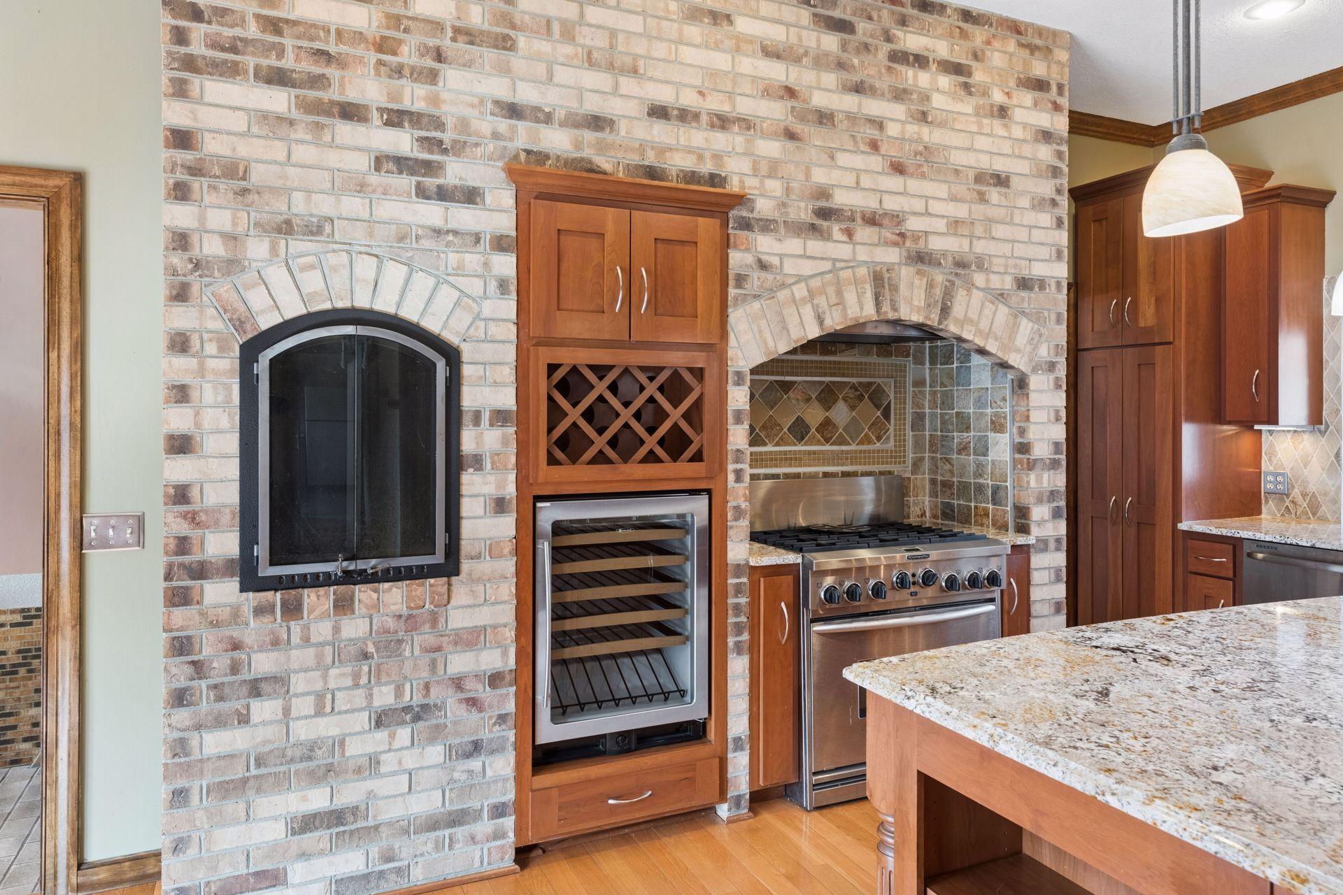 16787 Whittington Walk