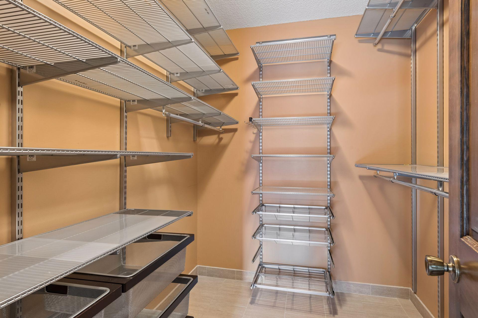 16787 Whittington Walk