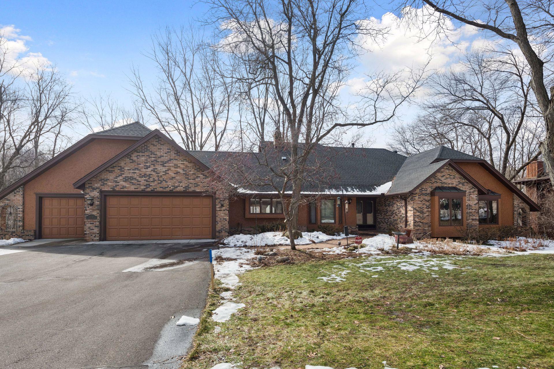 16787 Whittington Walk