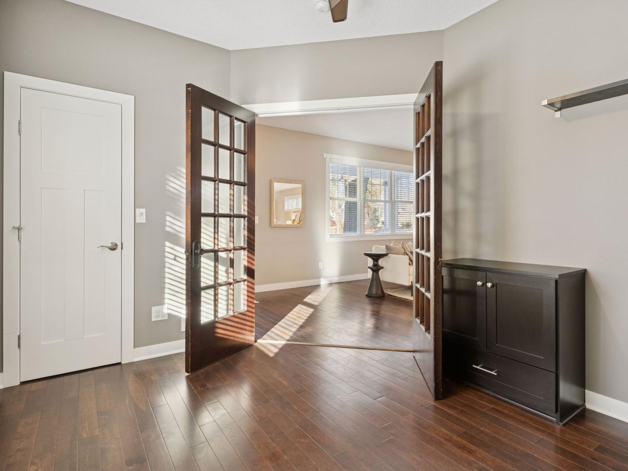 192 Wheeler Street S