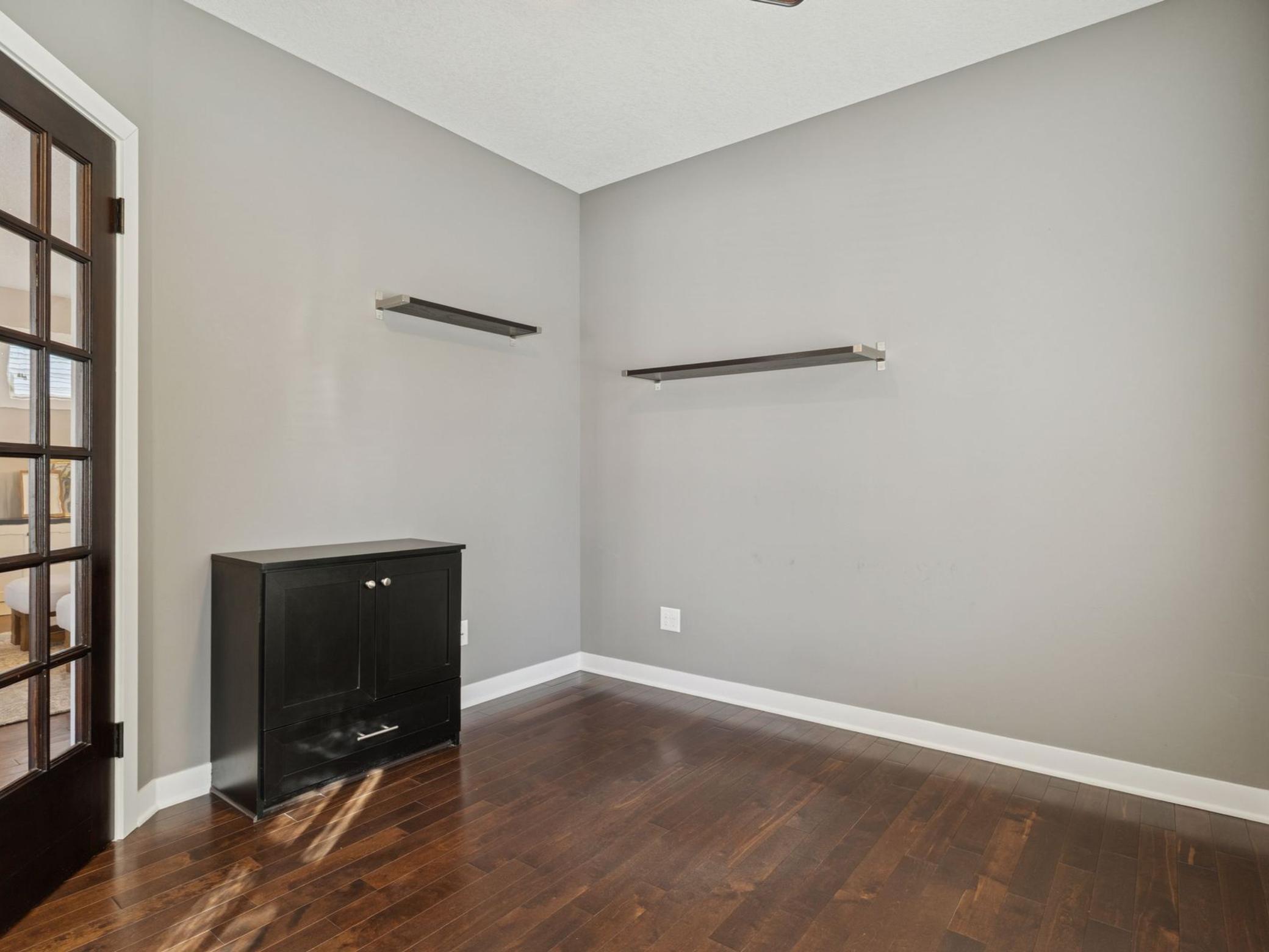 192 Wheeler Street S