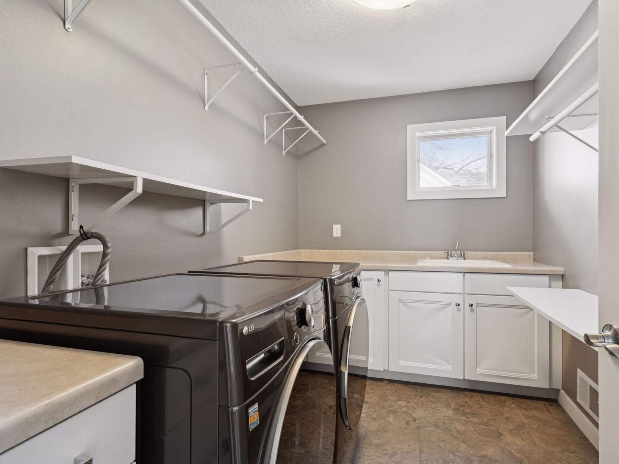 192 Wheeler Street S