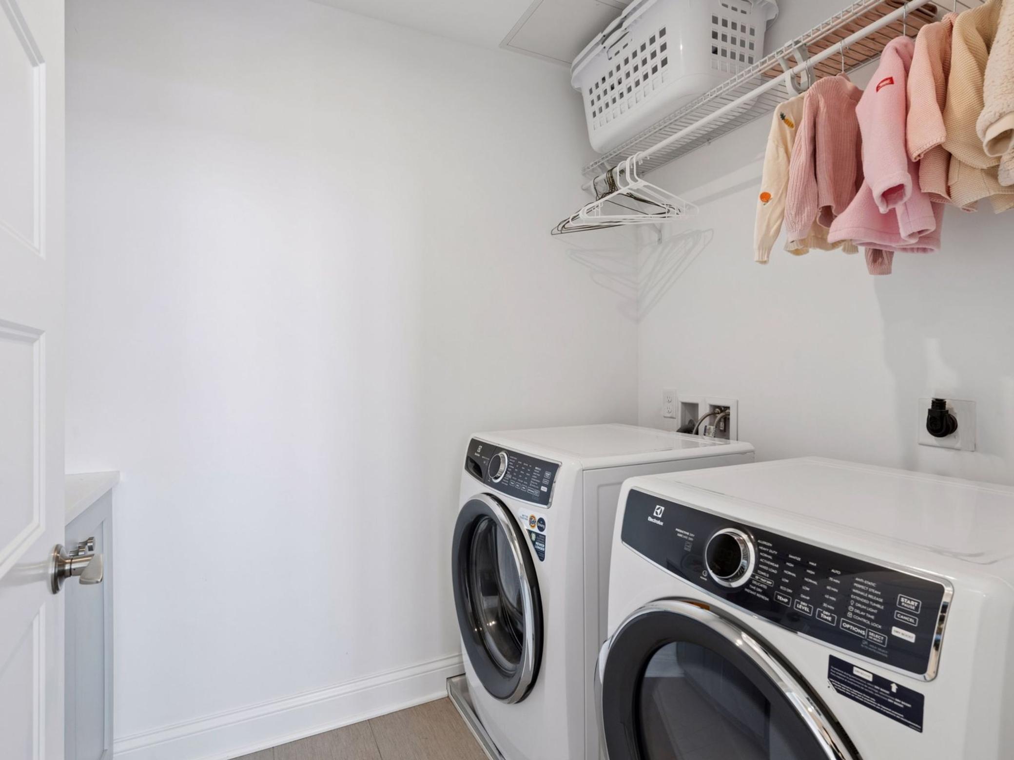 4901 Hawthorne Court Unit: 303