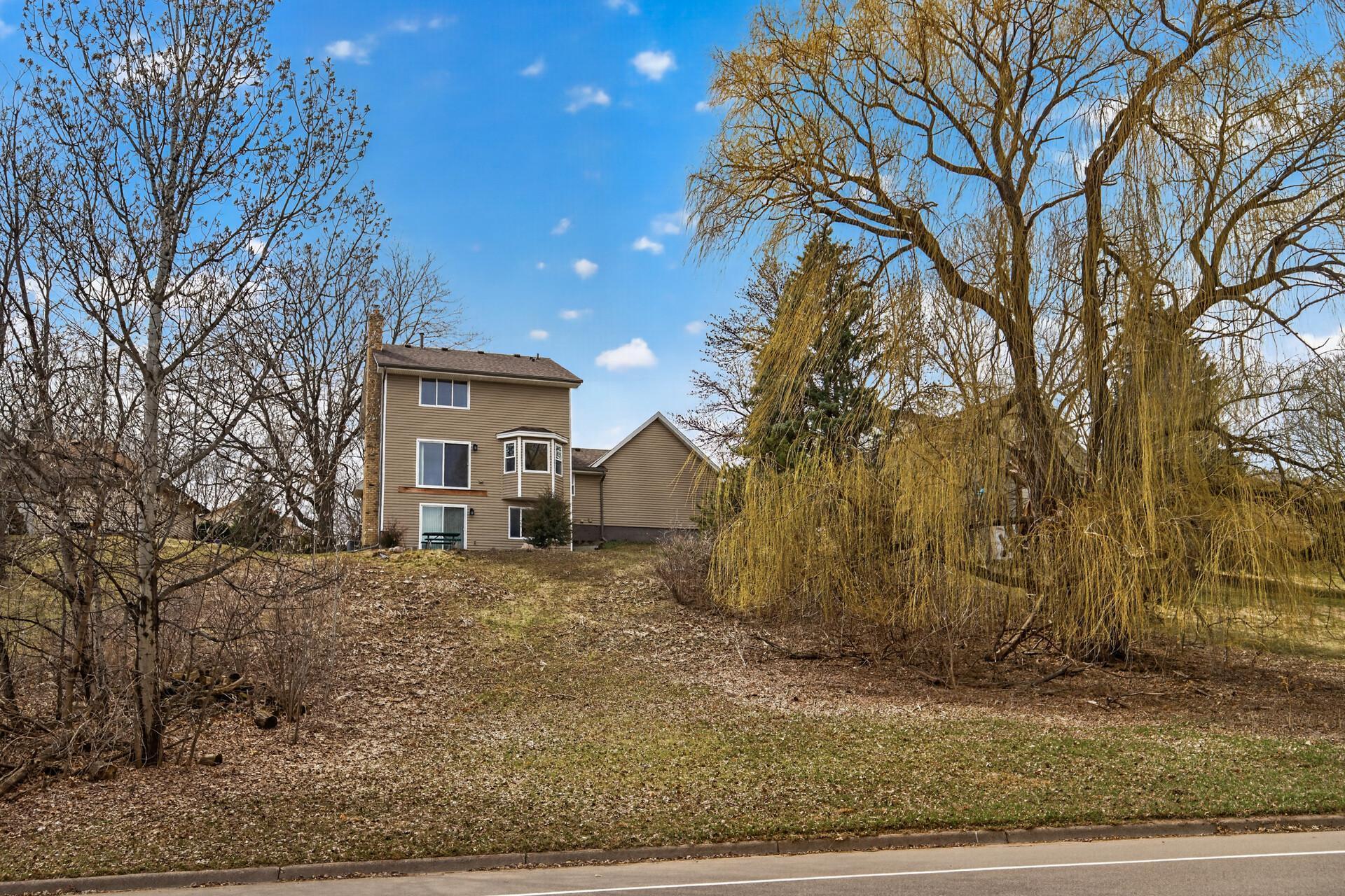 5580 Quinwood Lane N