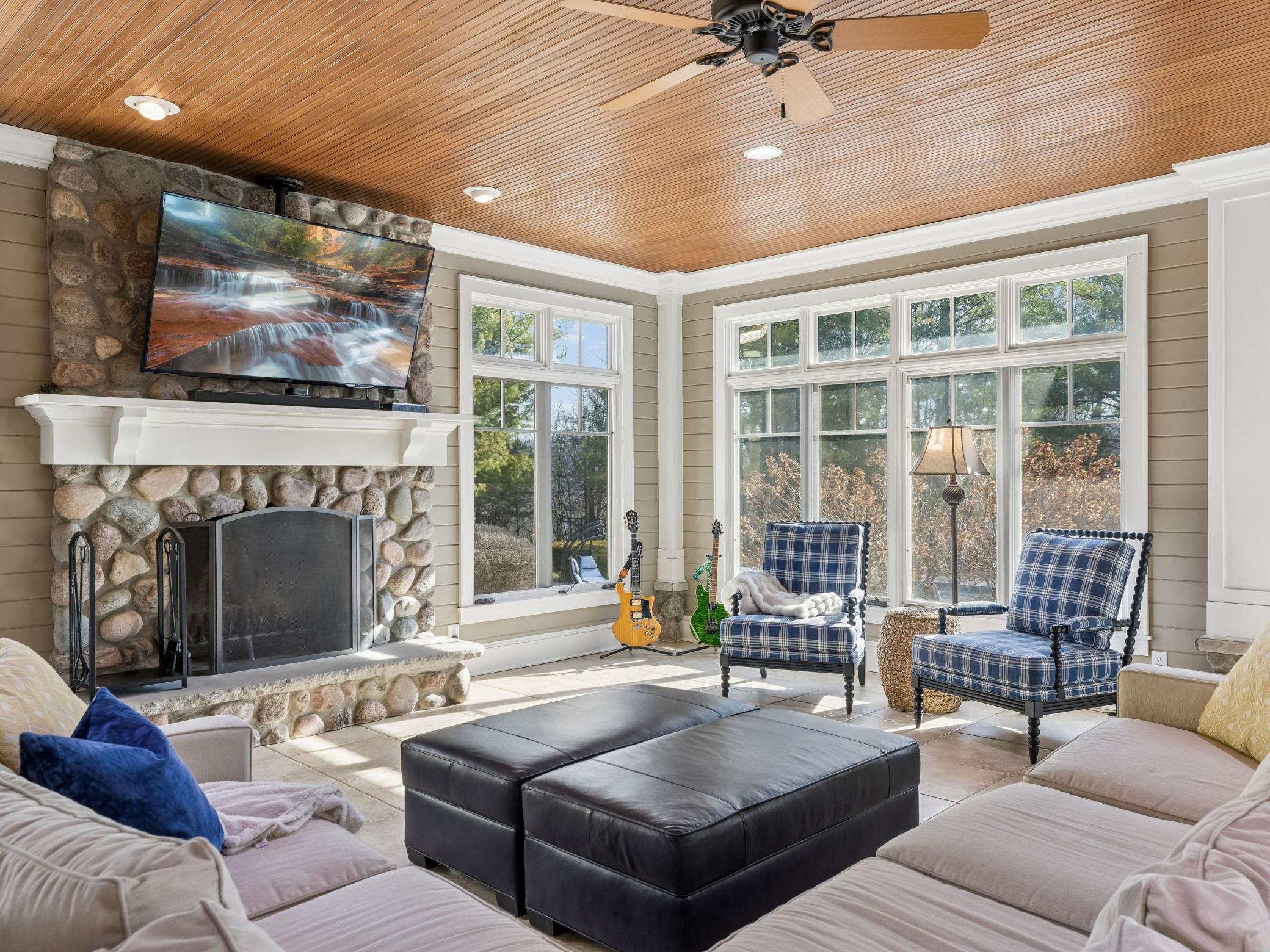 12545 Arcola Trail N