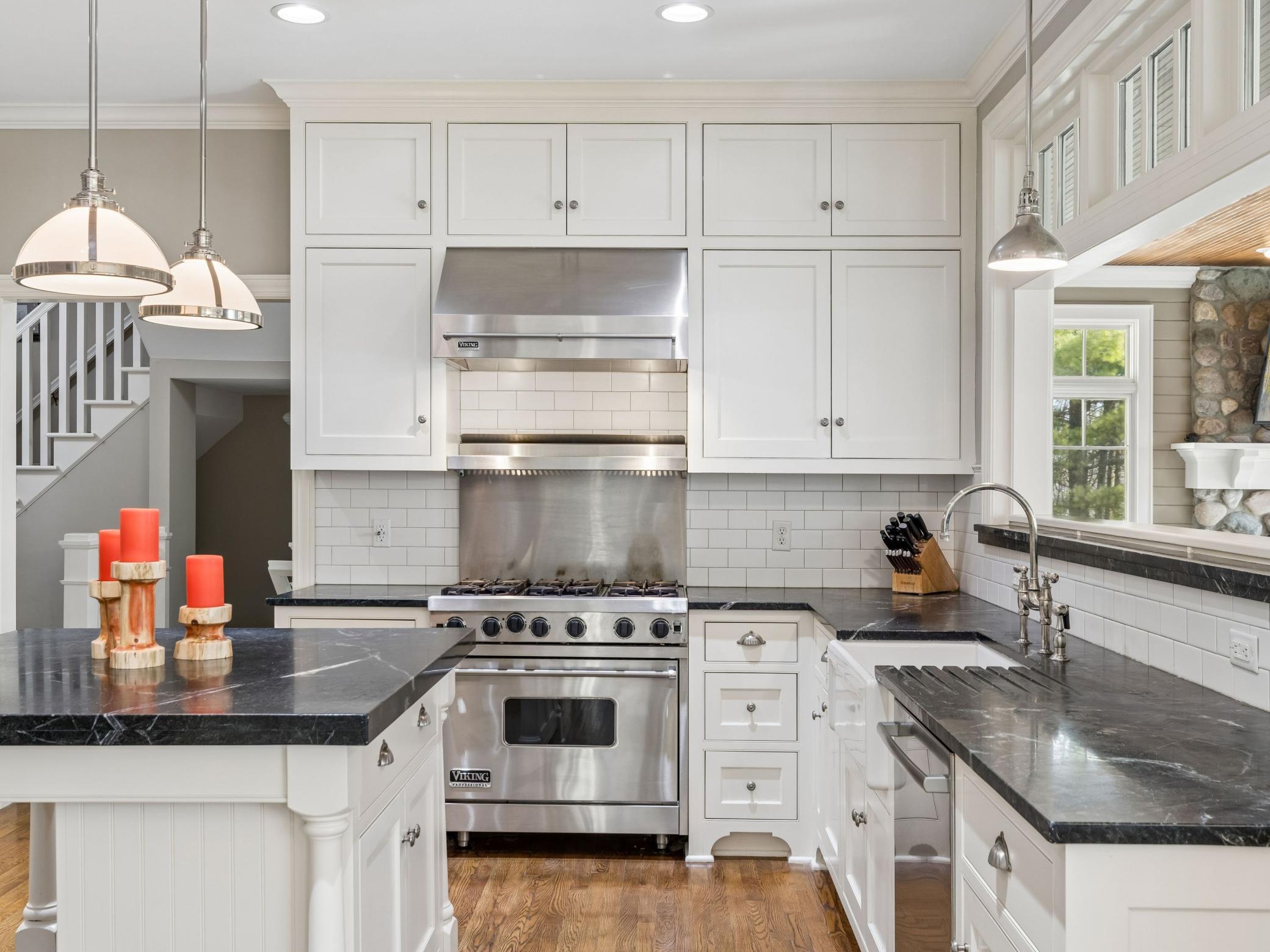 12545 Arcola Trail N