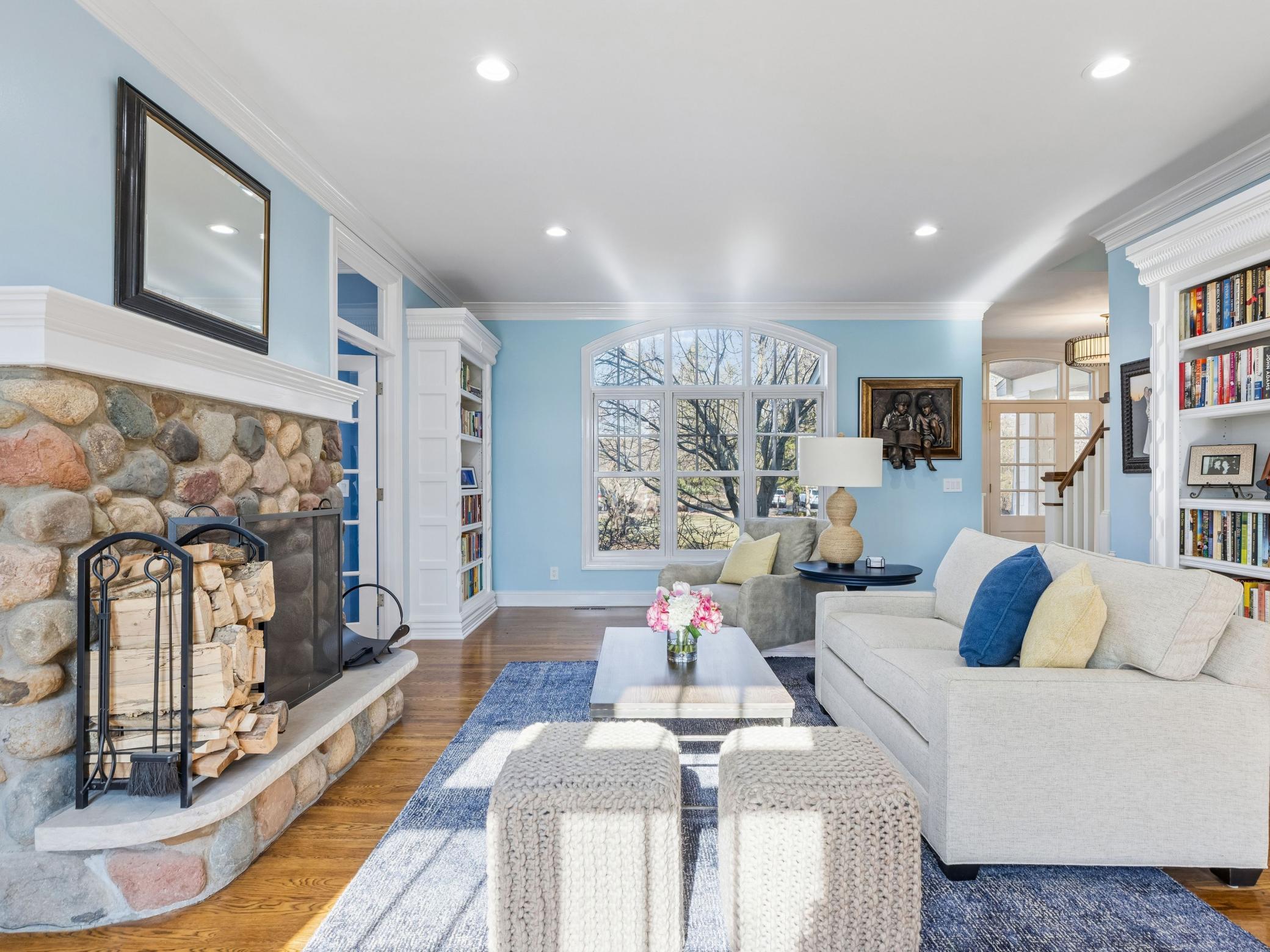 12545 Arcola Trail N