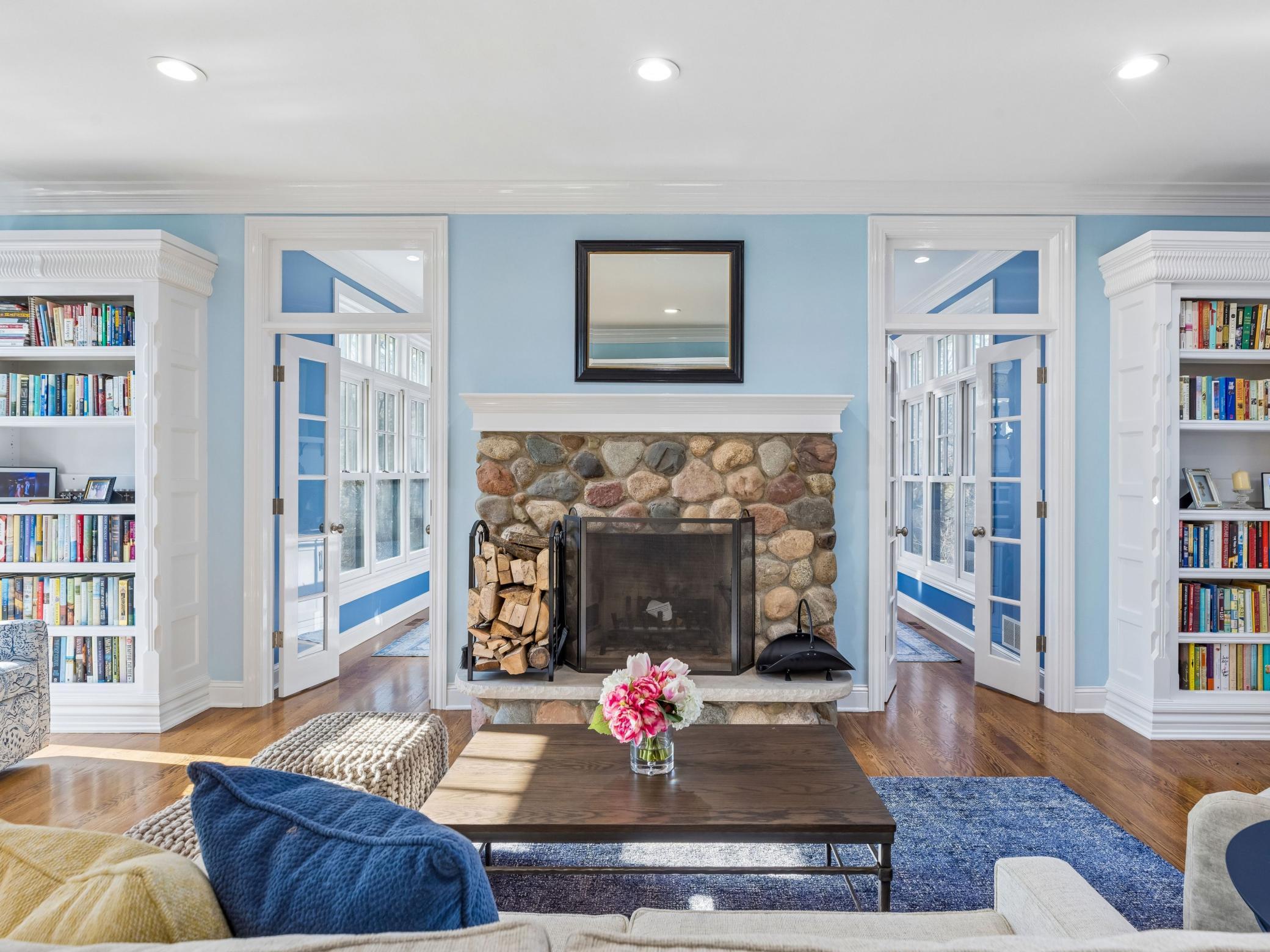 12545 Arcola Trail N