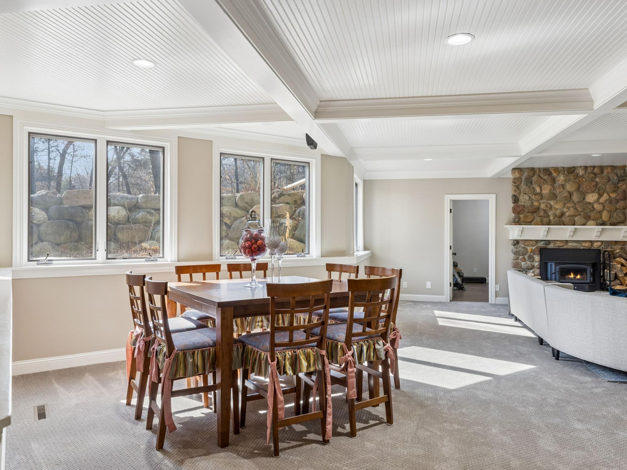 12545 Arcola Trail N