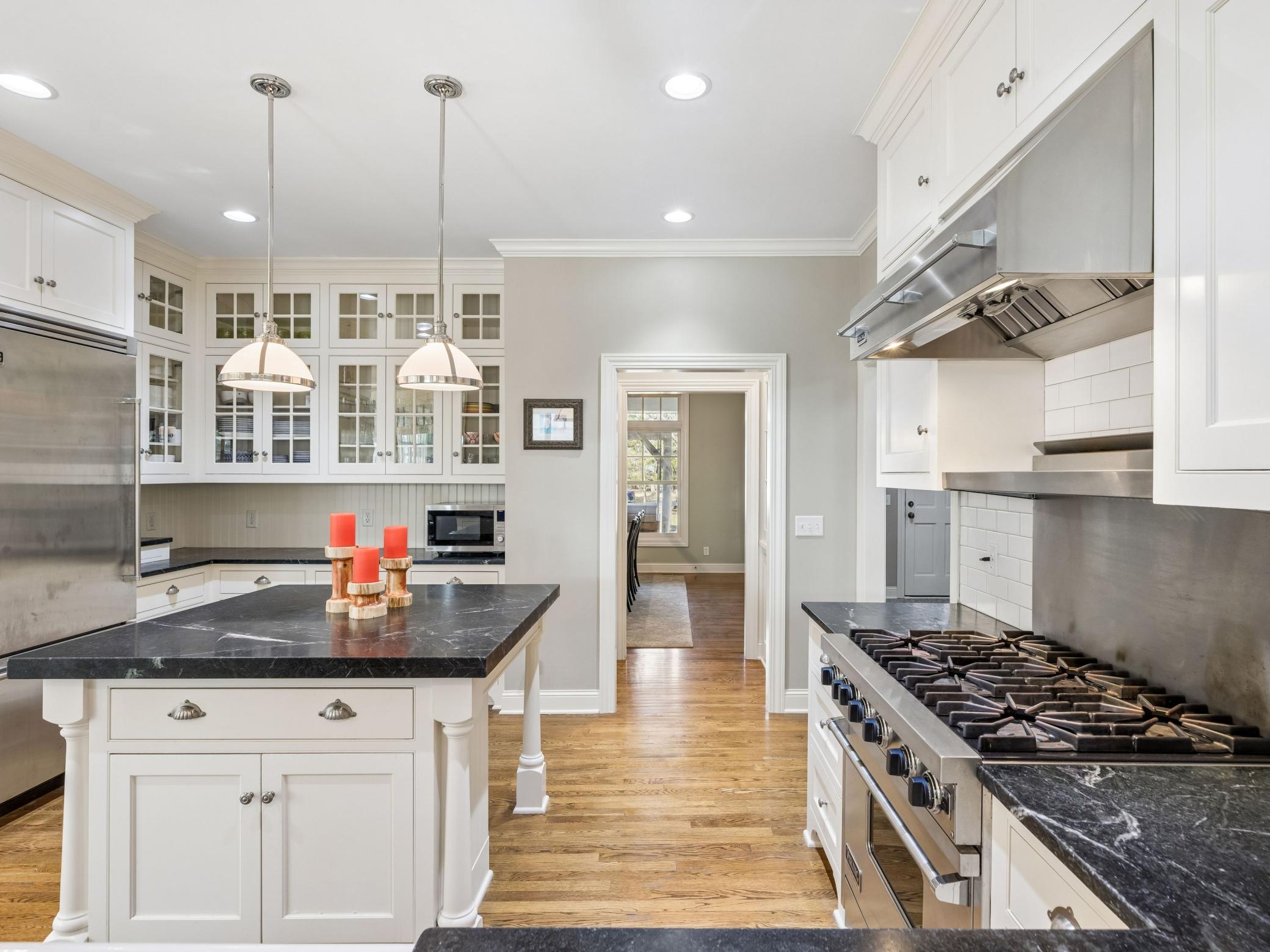 12545 Arcola Trail N