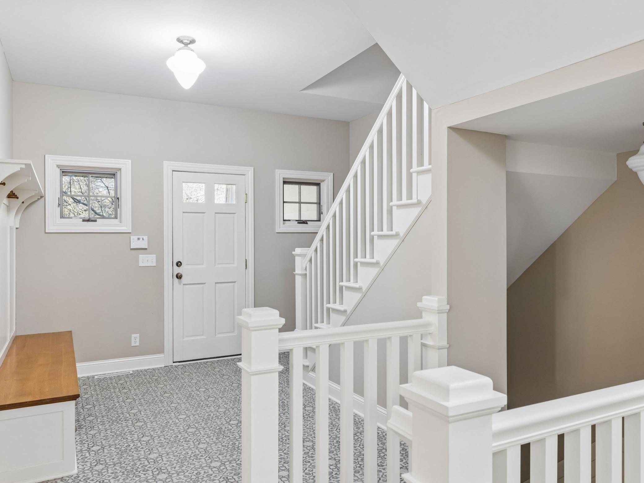 12545 Arcola Trail N