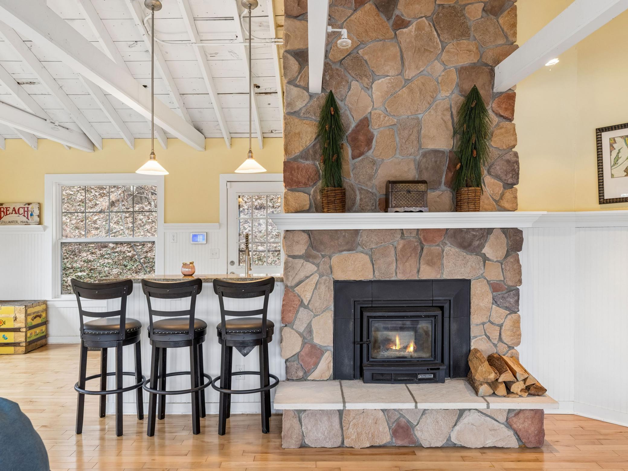 12545 Arcola Trail N