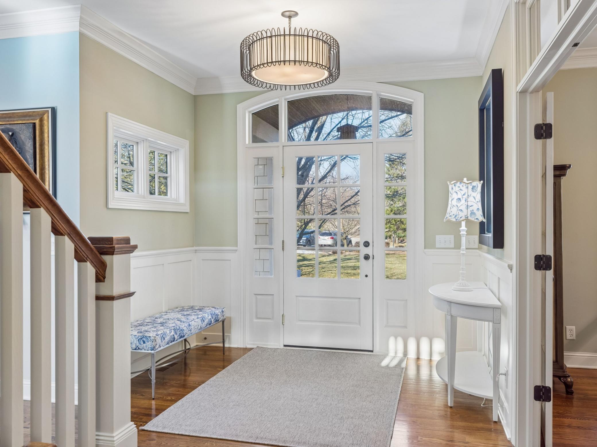 12545 Arcola Trail N