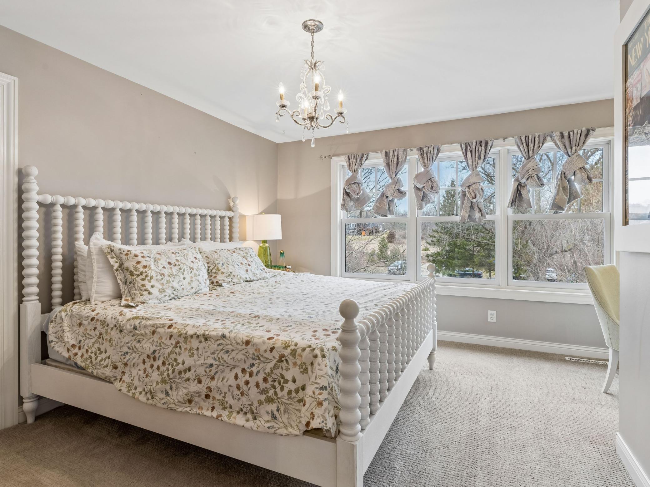 12545 Arcola Trail N