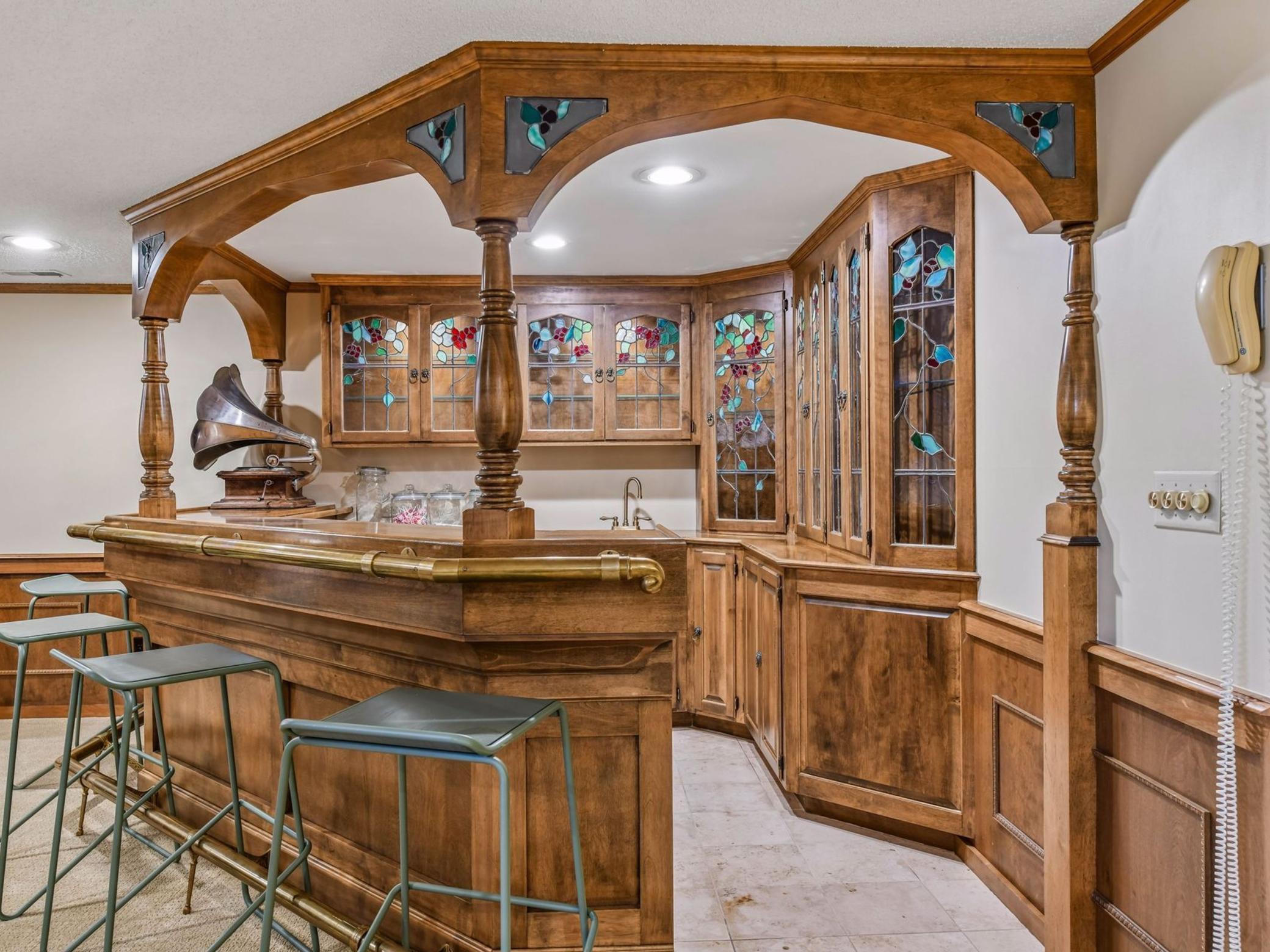 6500 Willow Wood Road