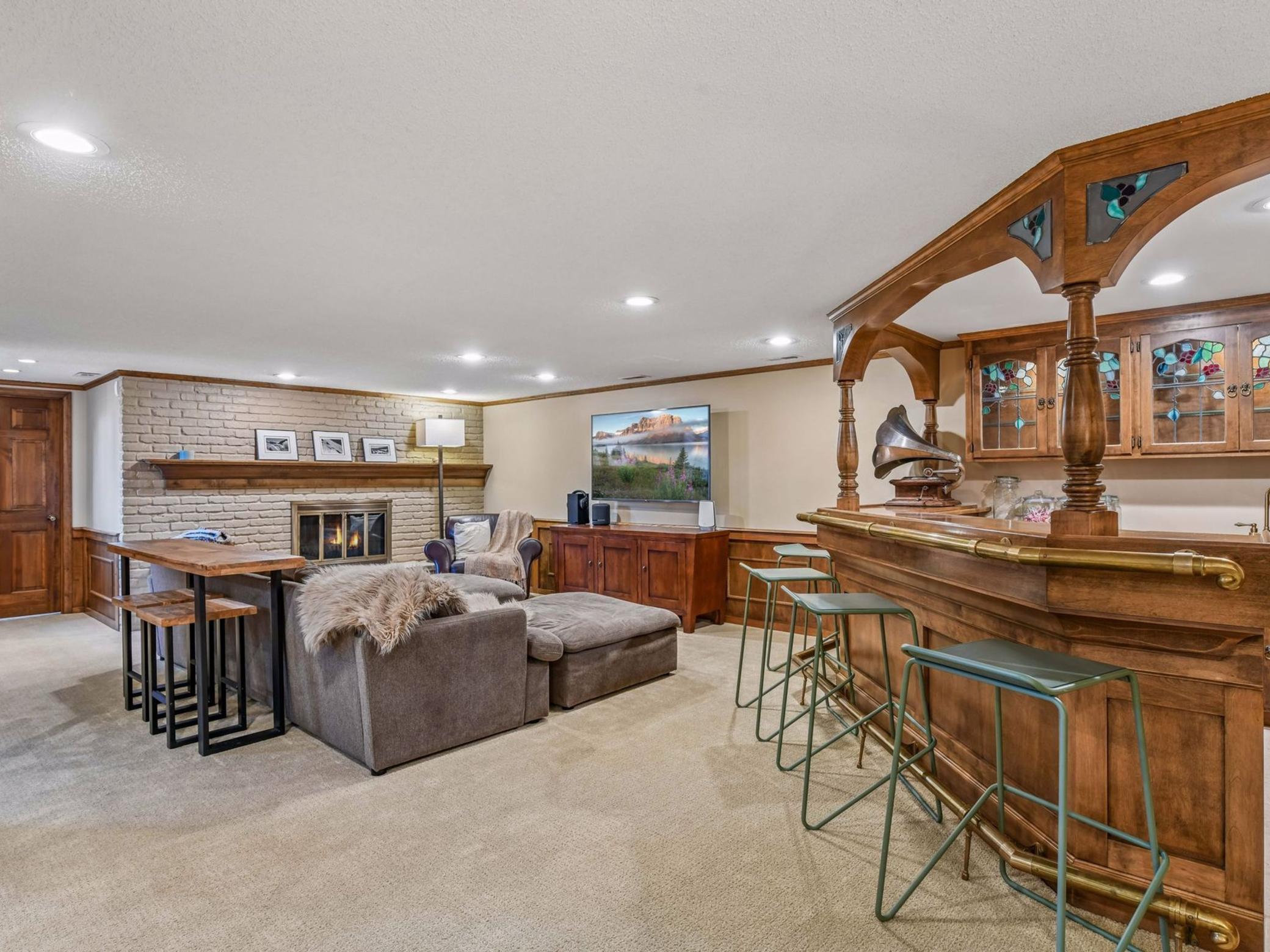 6500 Willow Wood Road