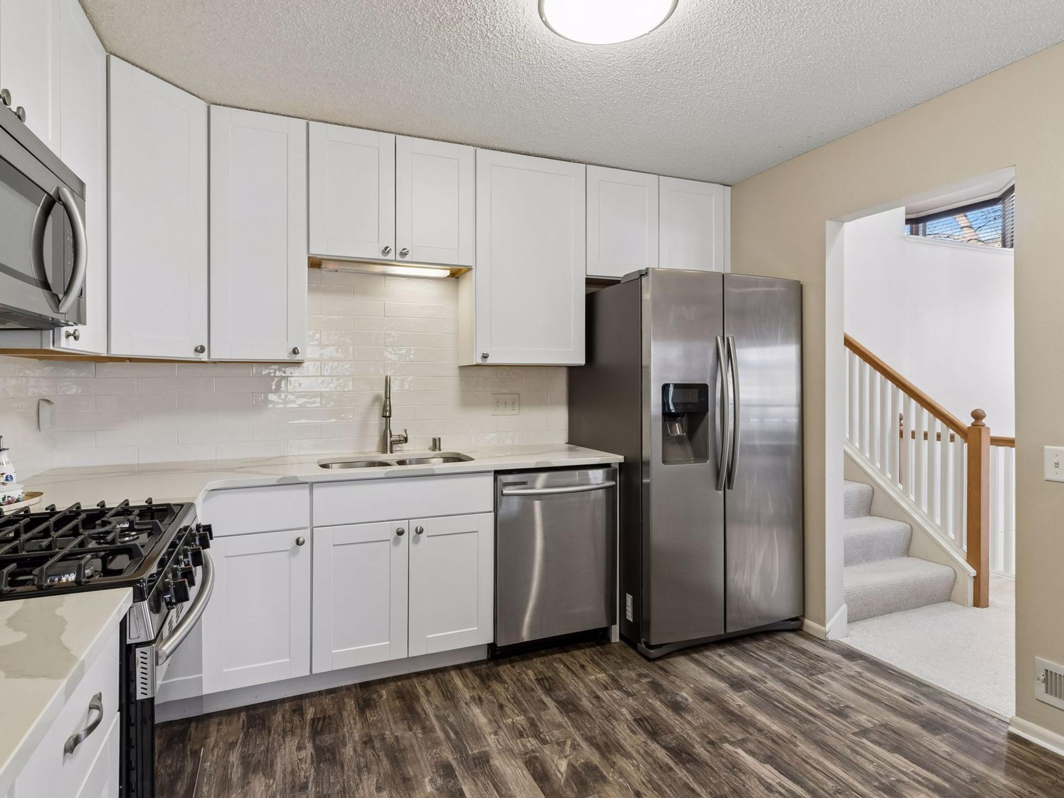 3349 Saint Louis Avenue