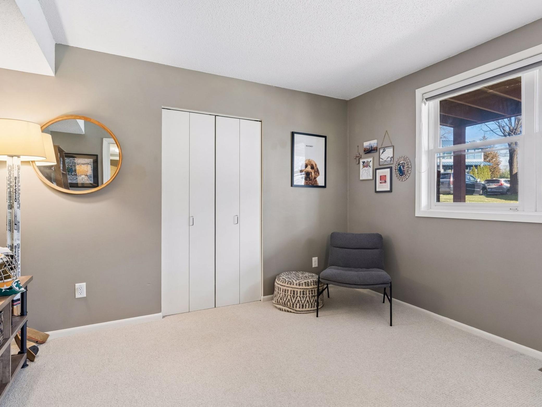 3349 Saint Louis Avenue