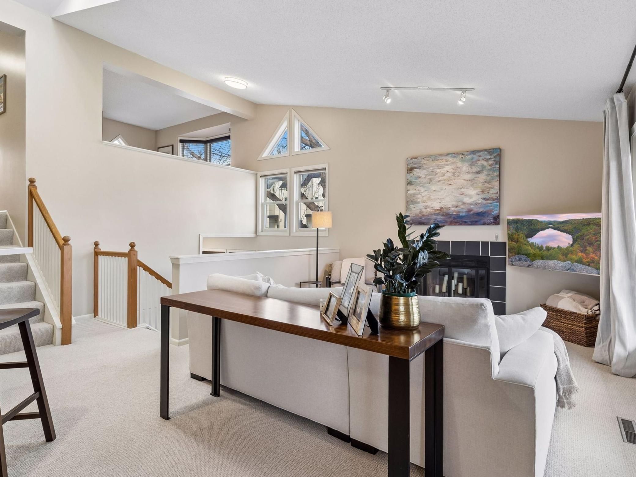 3349 Saint Louis Avenue