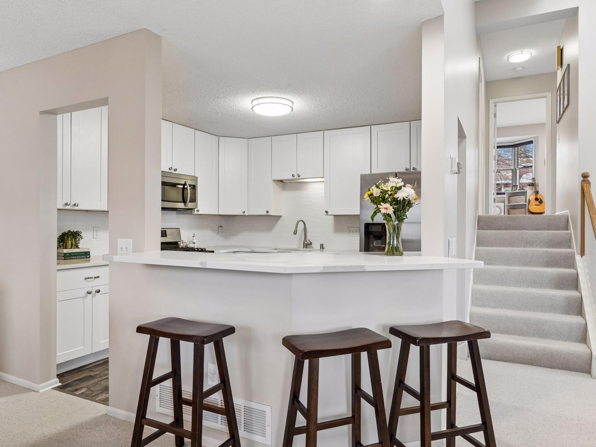 3349 Saint Louis Avenue