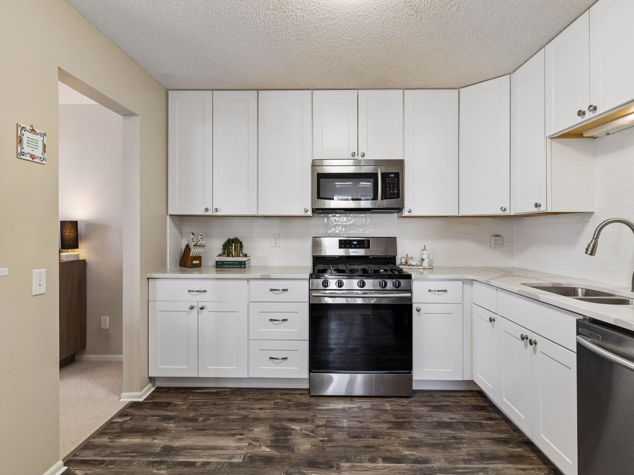 3349 Saint Louis Avenue