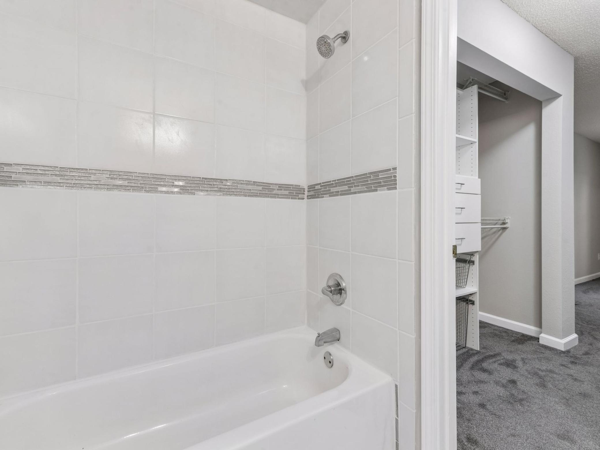 7675 142nd Street W Unit: 109